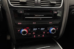 valkoinen Audi A4 allroad quattro 2013 kuva 22.
