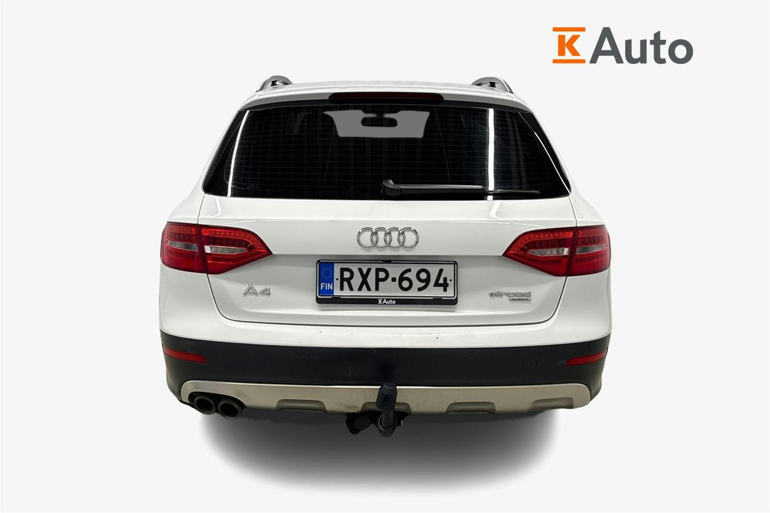 valkoinen Audi A4 allroad quattro 2013 kuva 3.