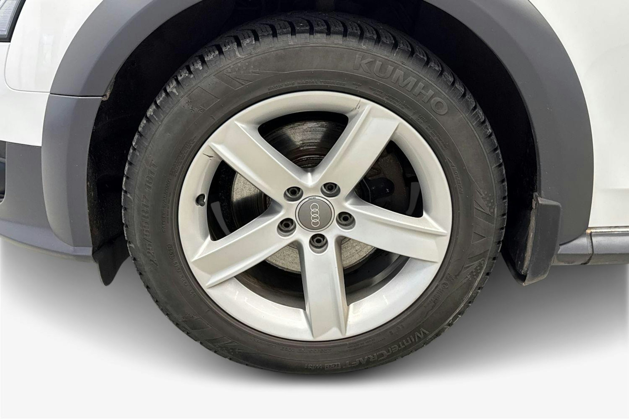 valkoinen Audi A4 allroad quattro 2013 kuva 9.