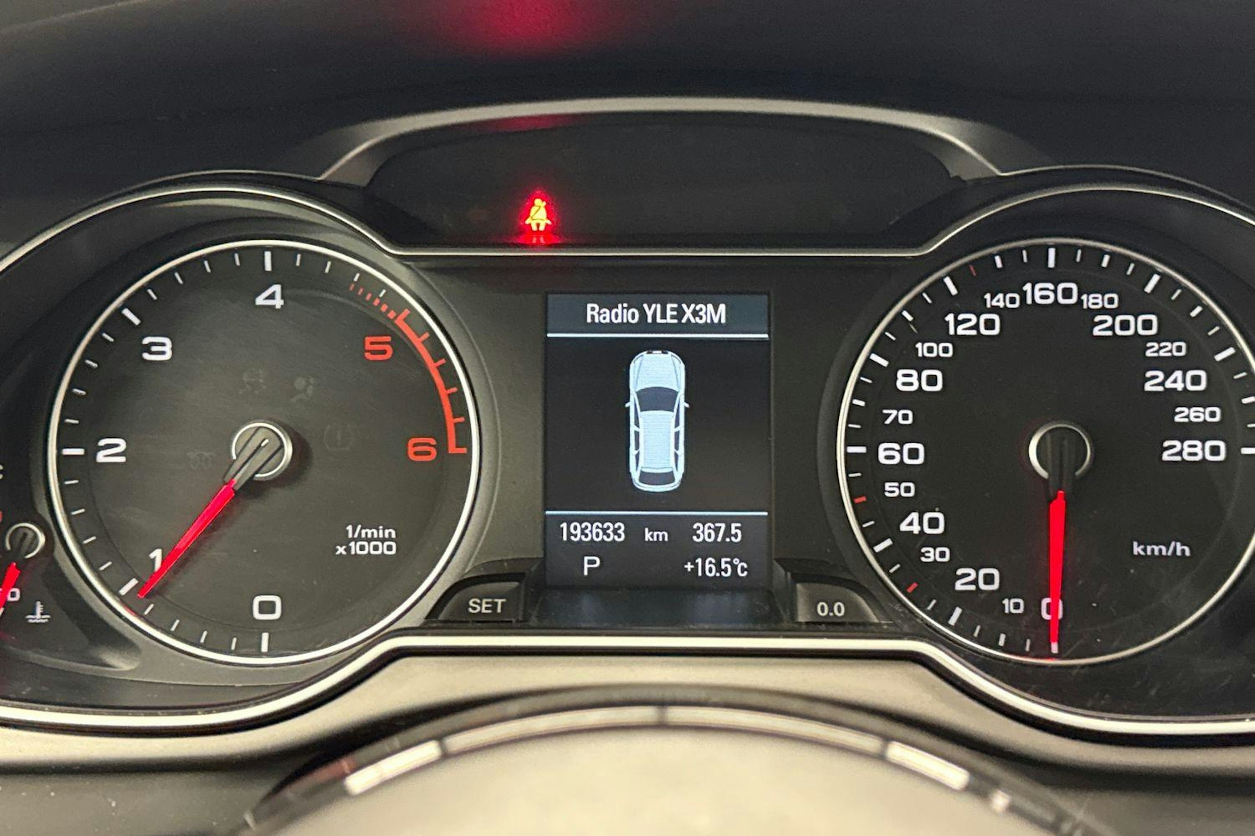 valkoinen Audi A4 allroad quattro 2013 kuva 13.