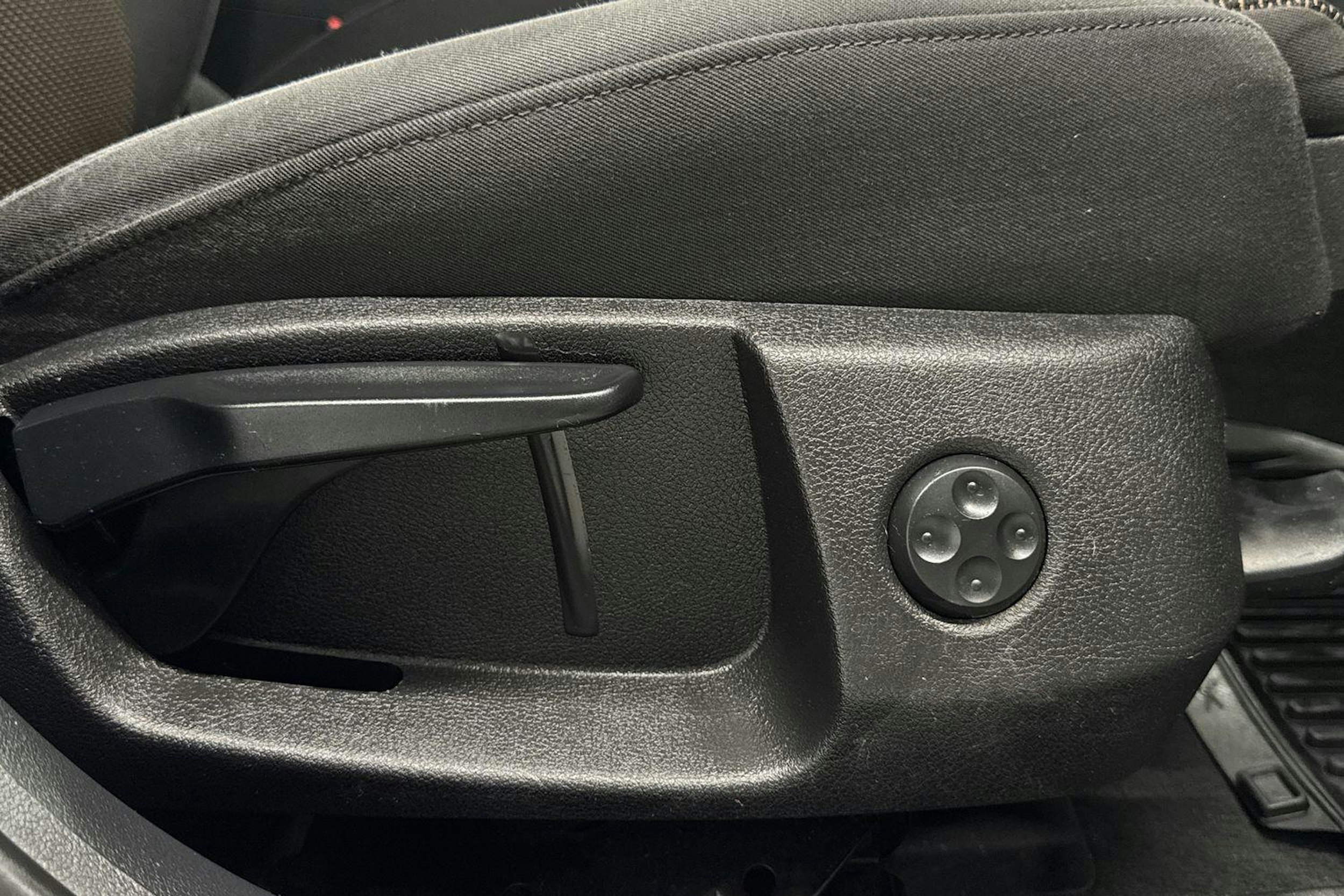 valkoinen Audi A4 allroad quattro 2013 kuva 30.