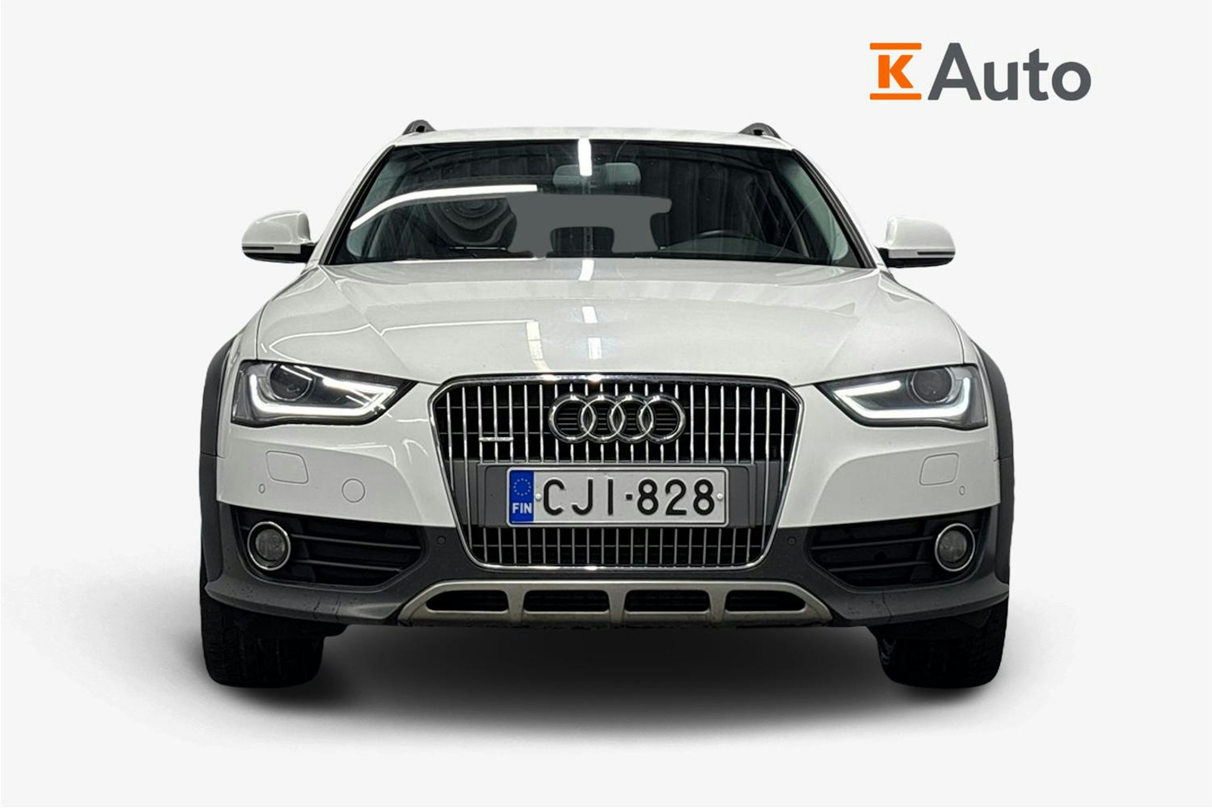 valkoinen Audi A4 allroad quattro 2014 kuva 5.