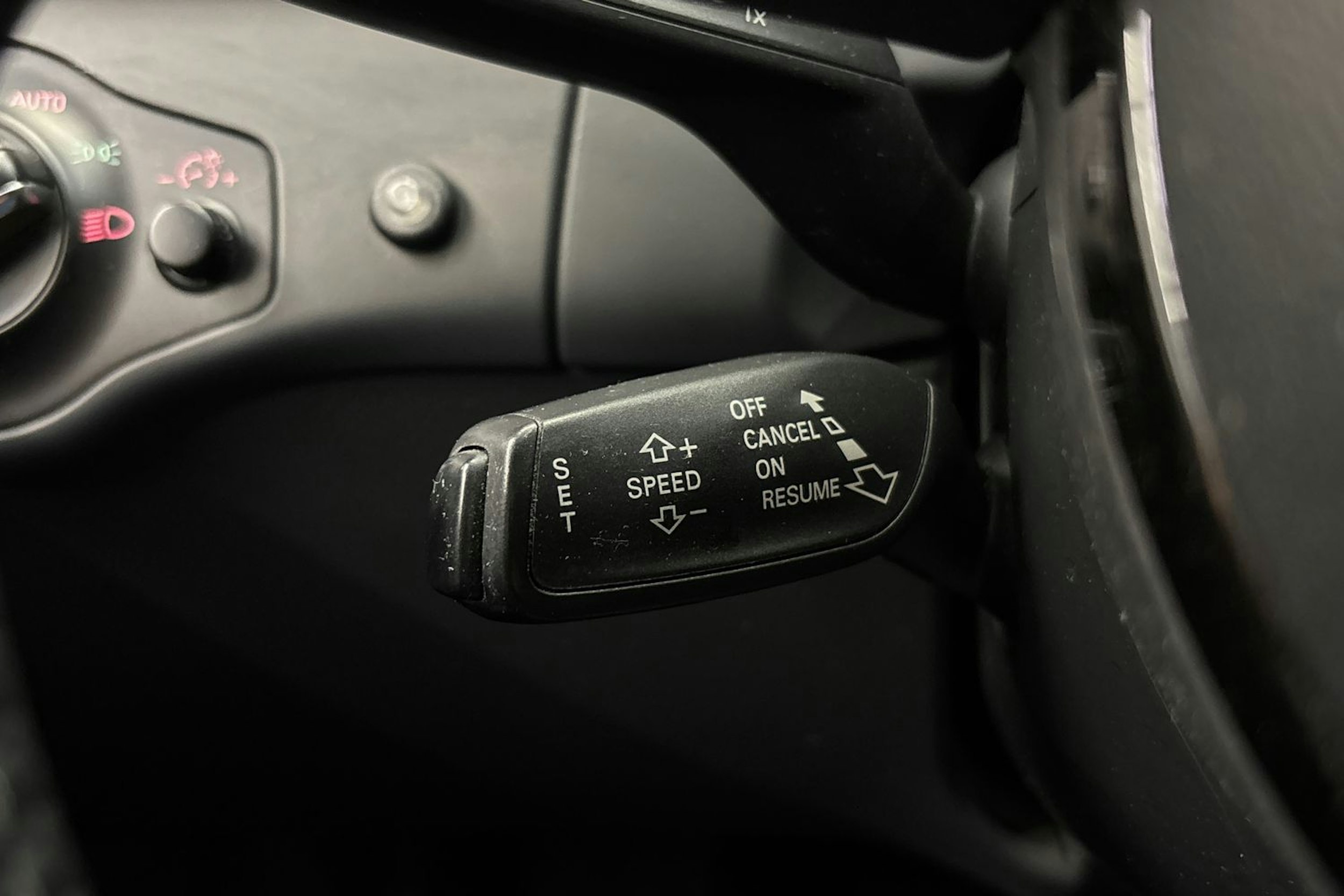 valkoinen Audi A4 allroad quattro 2014 kuva 22.