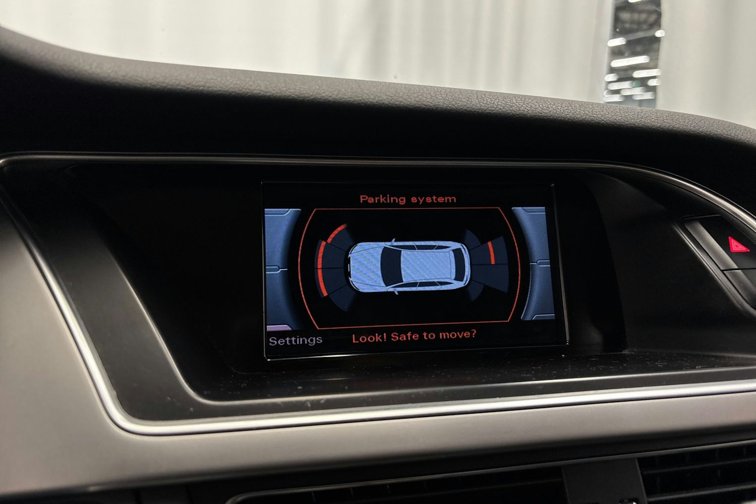 valkoinen Audi A4 allroad quattro 2014 kuva 23.