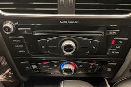 Valkoinen Audi A4 allroad quattro 2014 kuva 13.