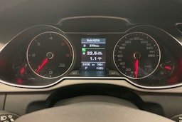 Valkoinen Audi A4 allroad quattro 2014 kuva 16.