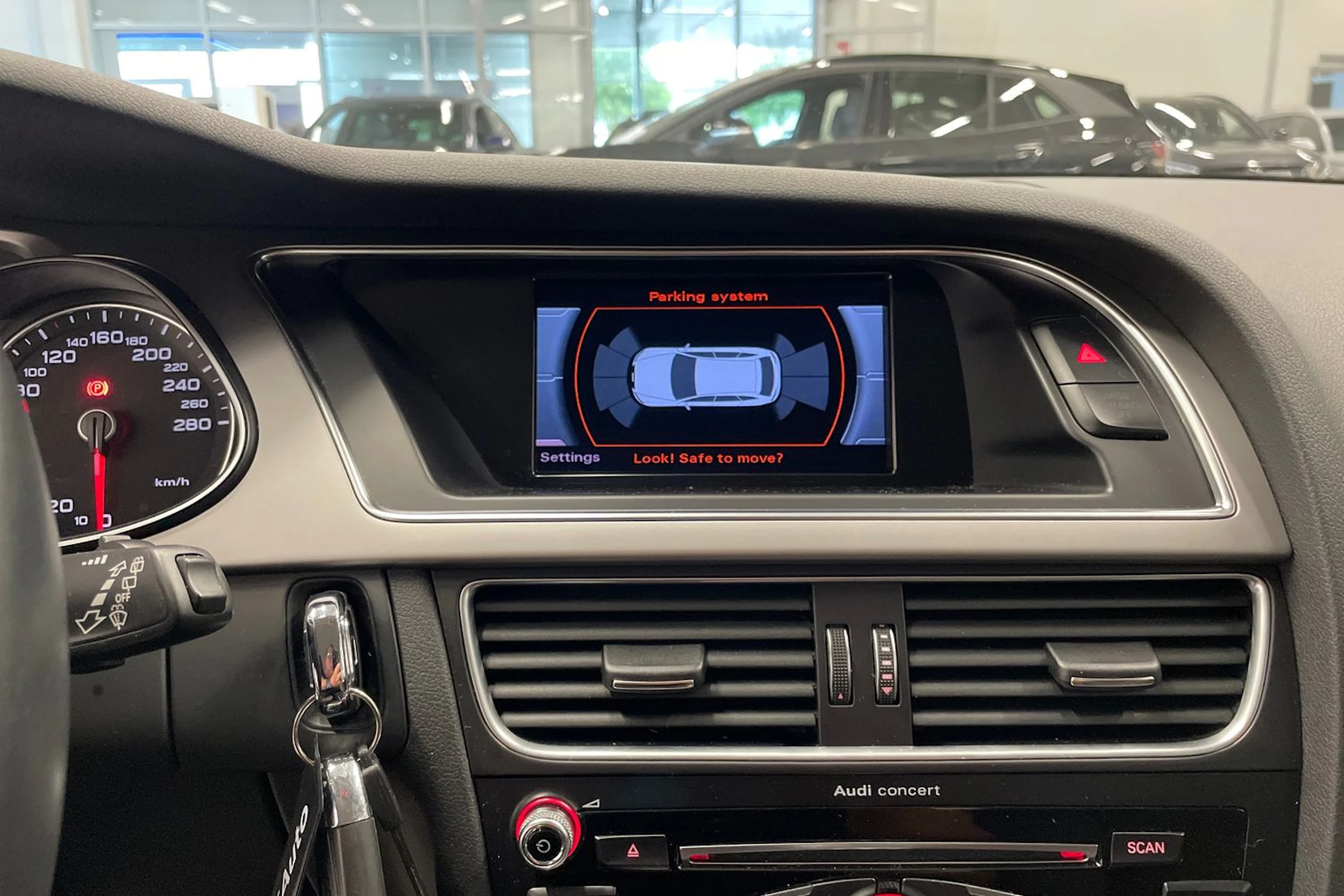 valkoinen Audi A4 allroad quattro 2014 kuva 15.