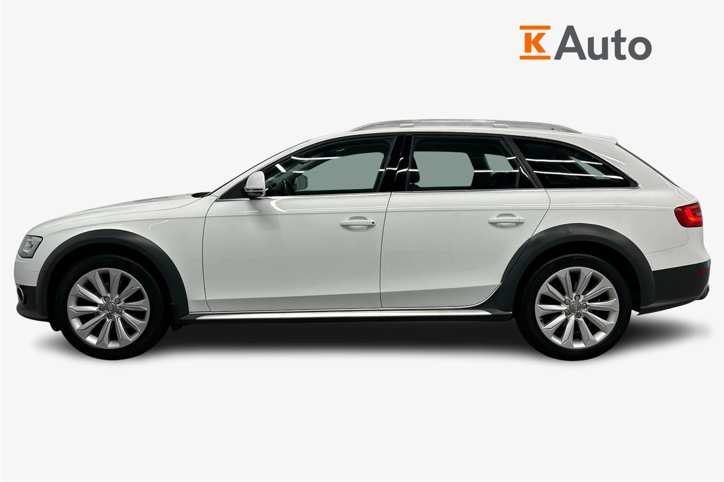 valkoinen Audi A4 allroad quattro 2014 kuva 5.