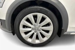 valkoinen Audi A4 allroad quattro 2014 kuva 9.