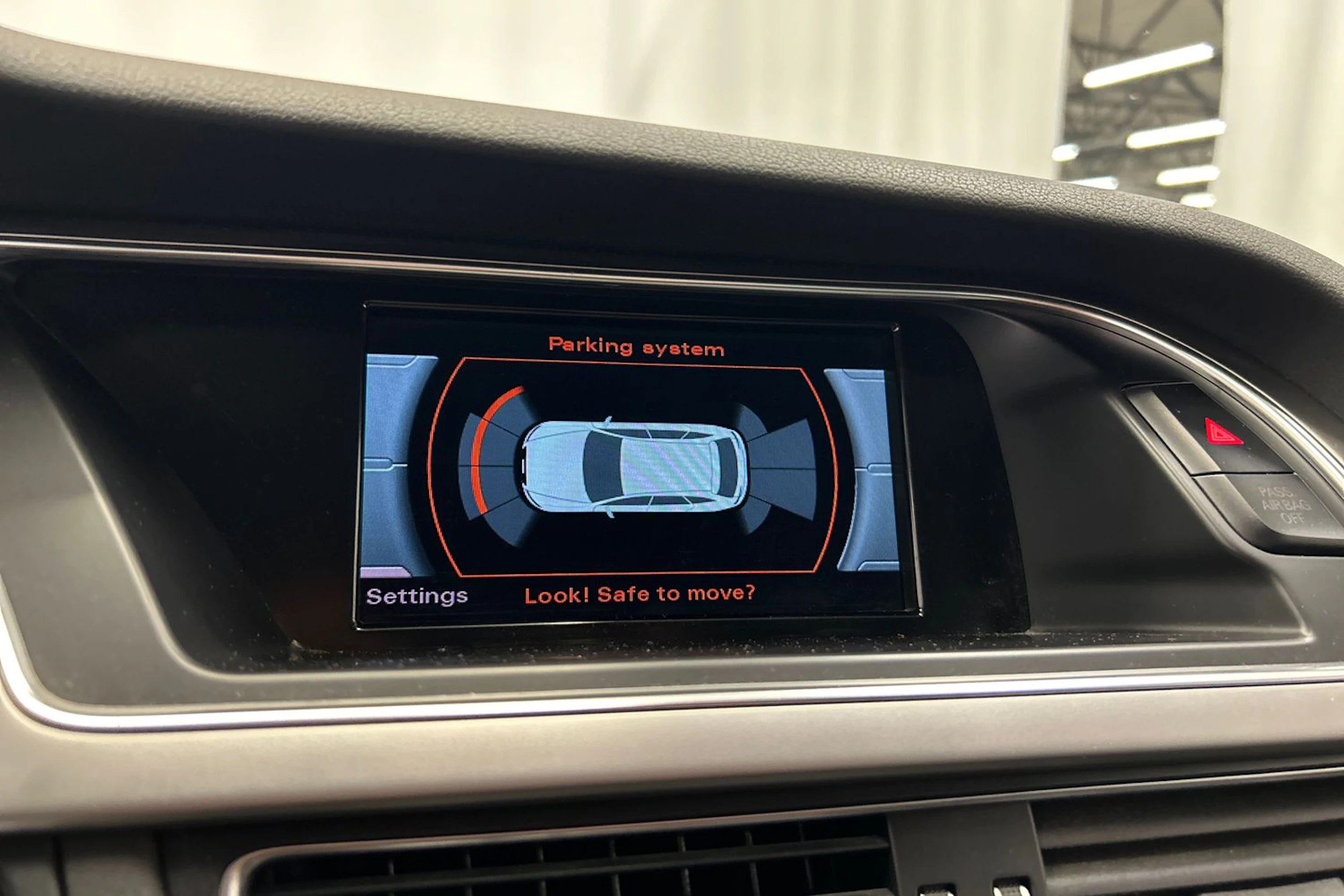 valkoinen Audi A4 allroad quattro 2014 kuva 18.