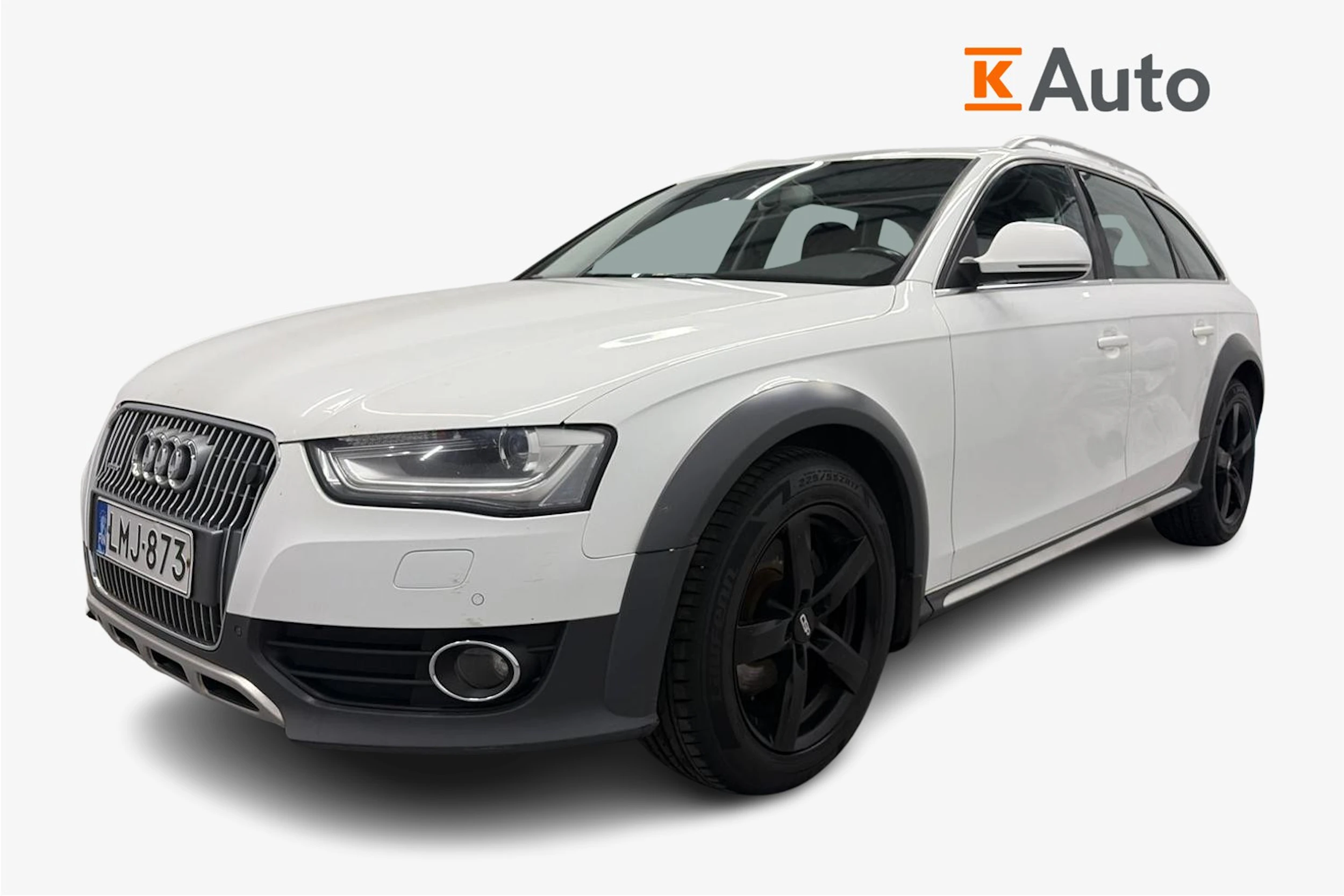 valkoinen Audi A4 allroad quattro 2014 kuva 5.