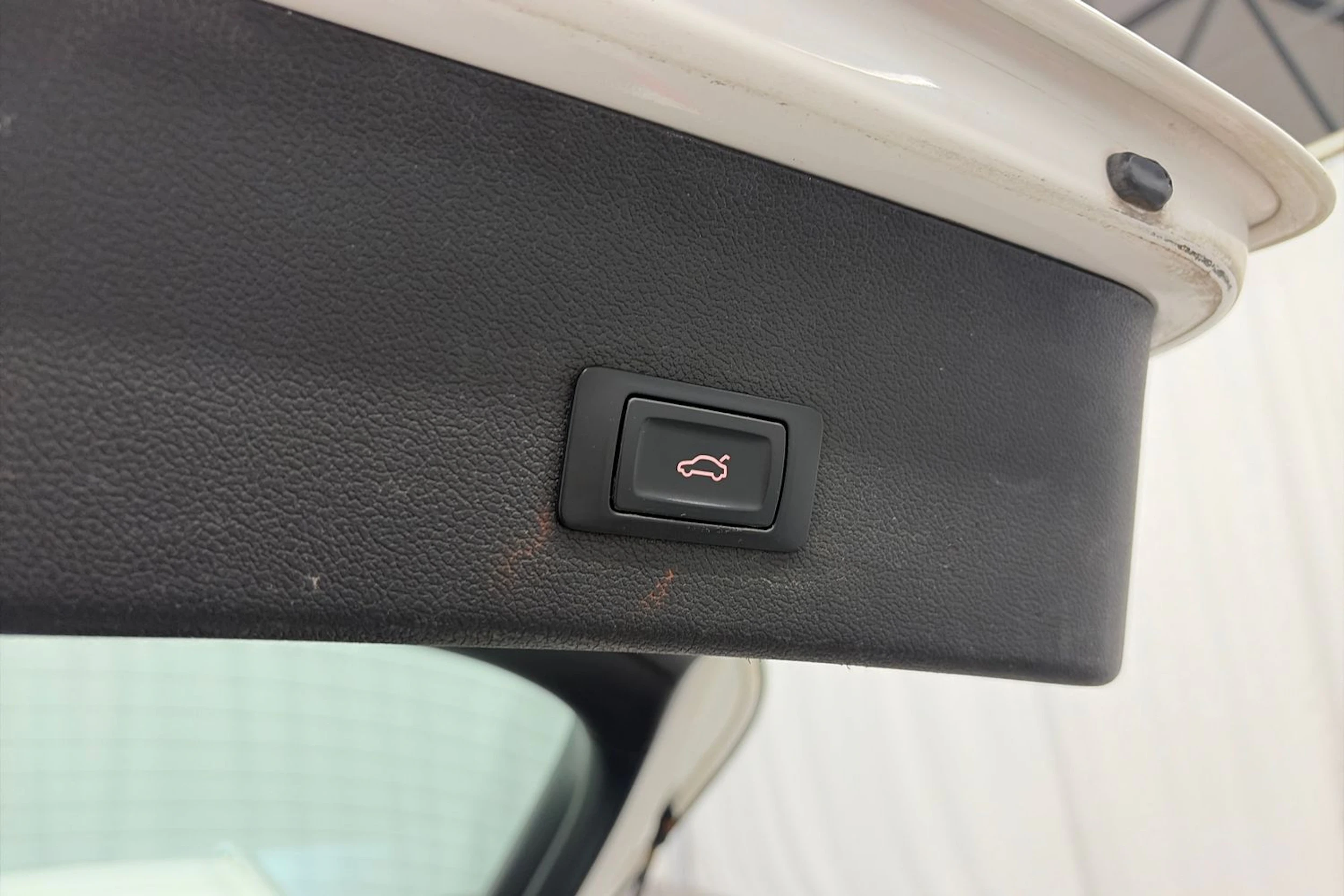 valkoinen Audi A4 allroad quattro 2014 kuva 13.