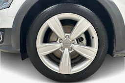 Valkoinen Audi A4 allroad quattro 2014 kuva 9.