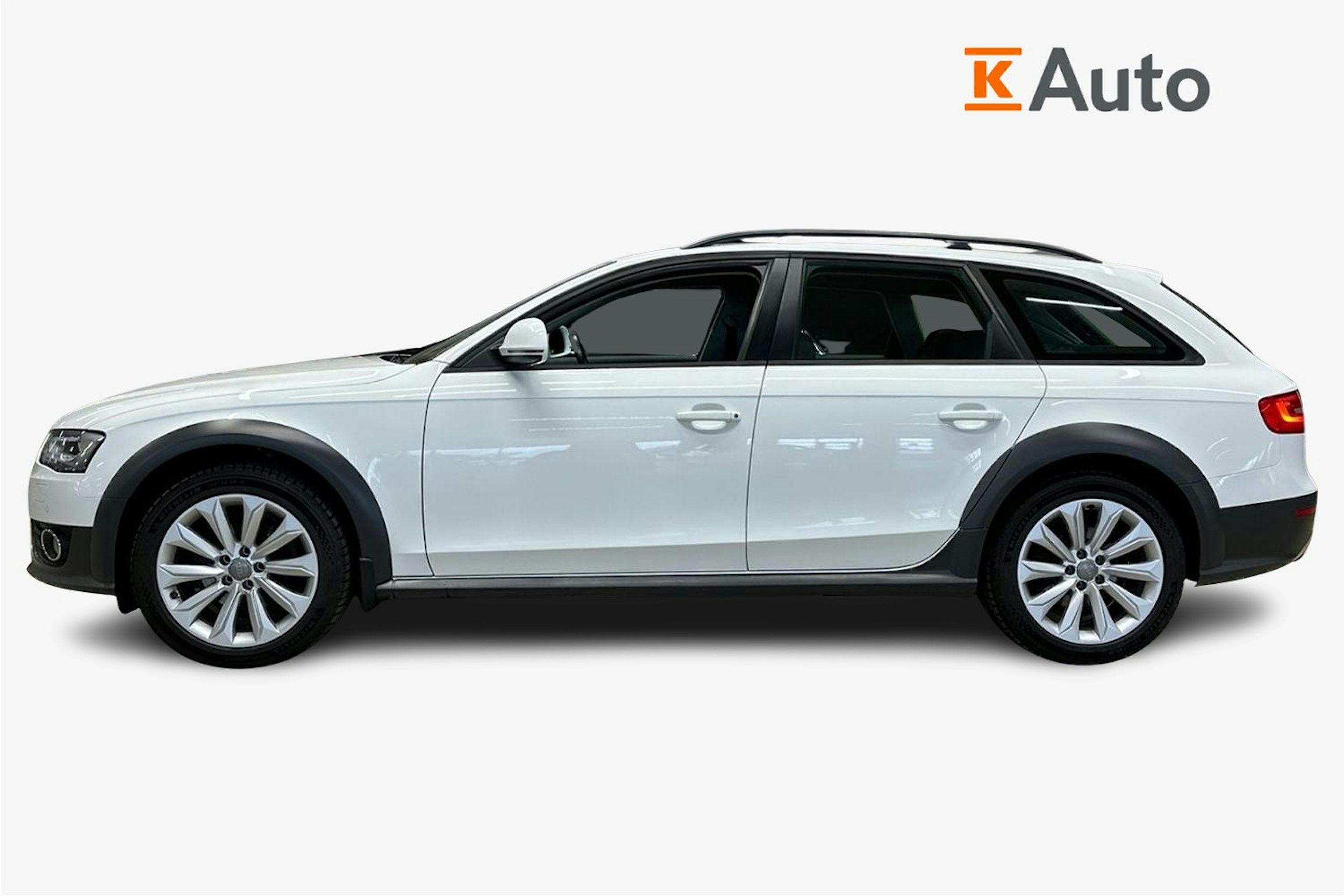 valkoinen Audi A4 allroad quattro 2014 kuva 6.