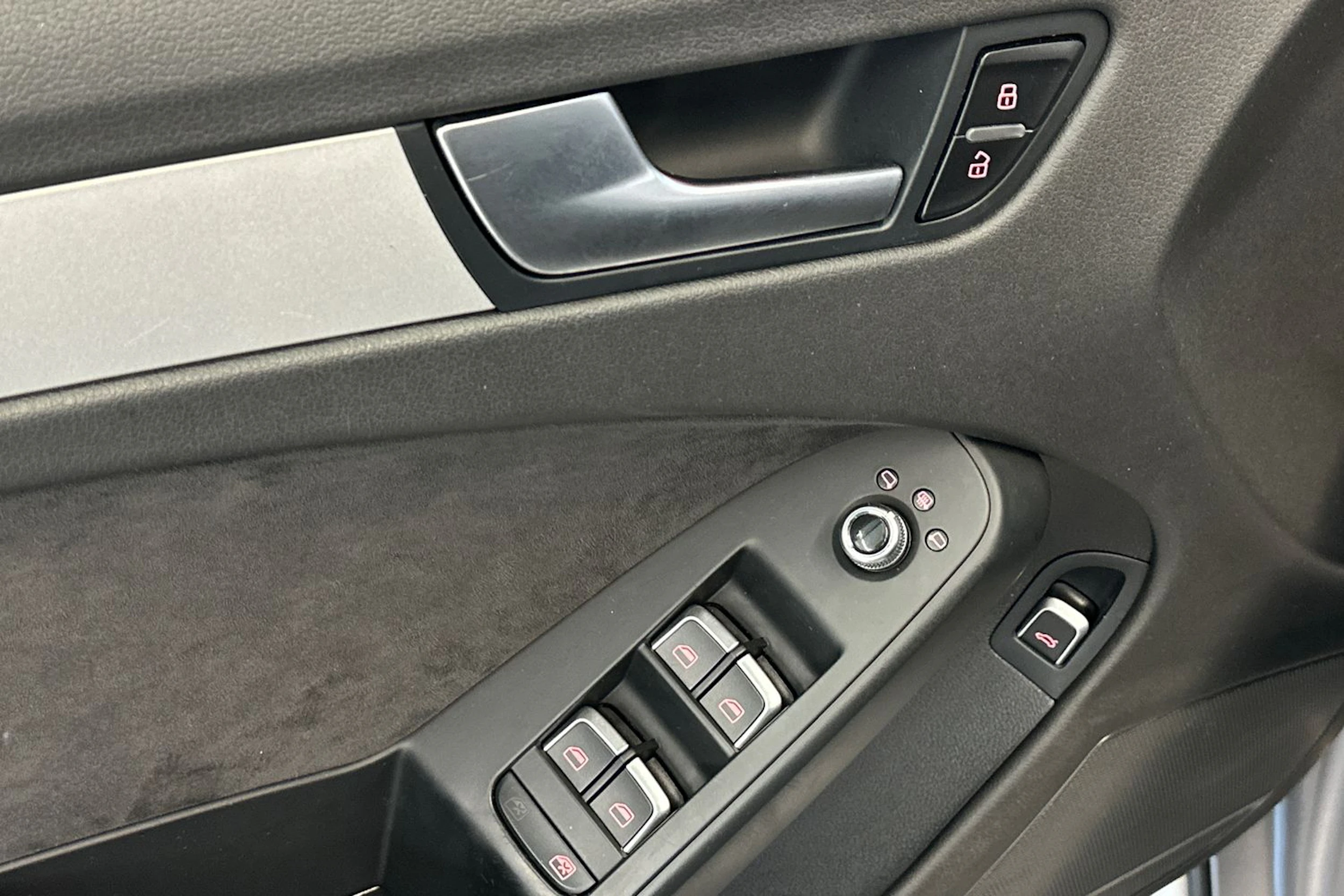 hopea Audi A4 allroad quattro 2015 kuva 16.