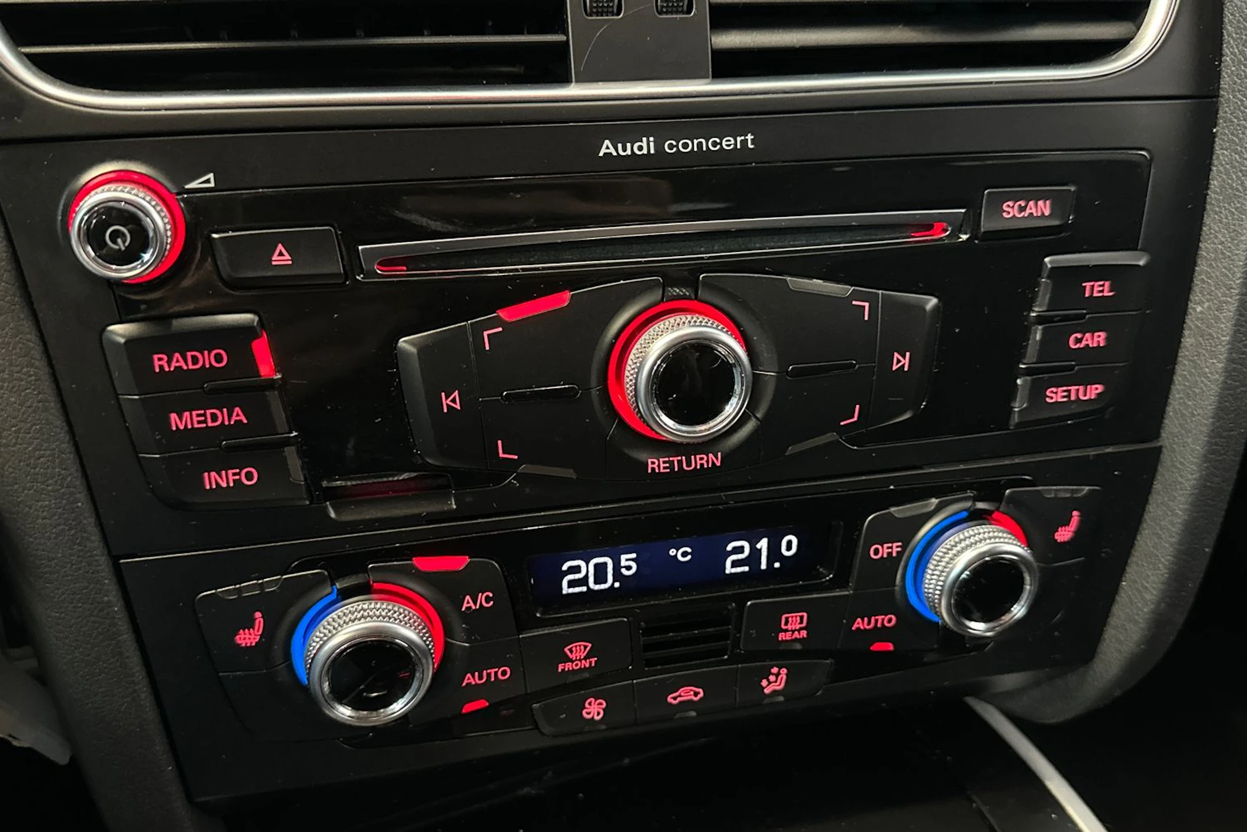 hopea Audi A4 allroad quattro 2015 kuva 23.