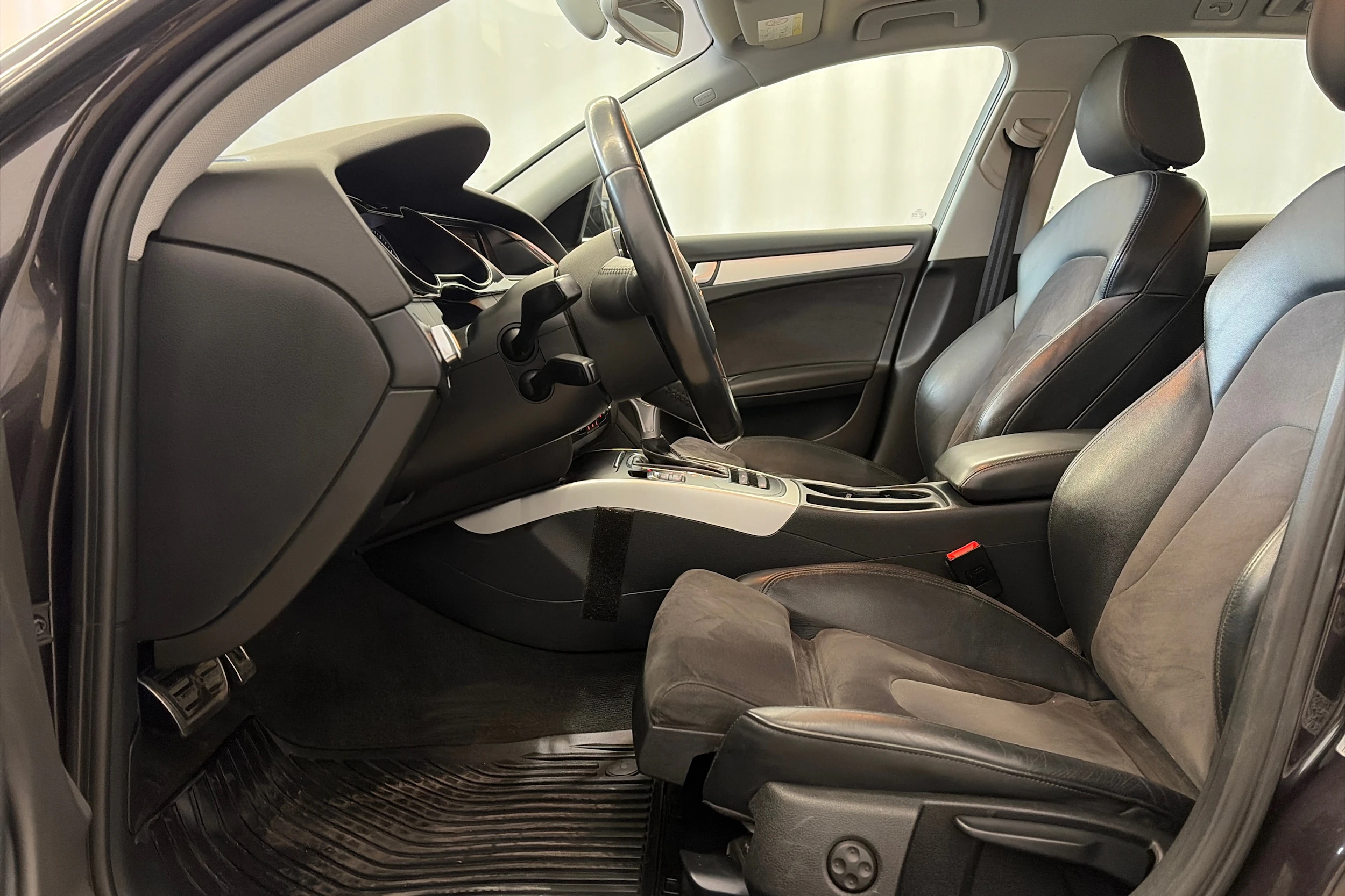 harmaa Audi A4 allroad quattro 2015 kuva 15.
