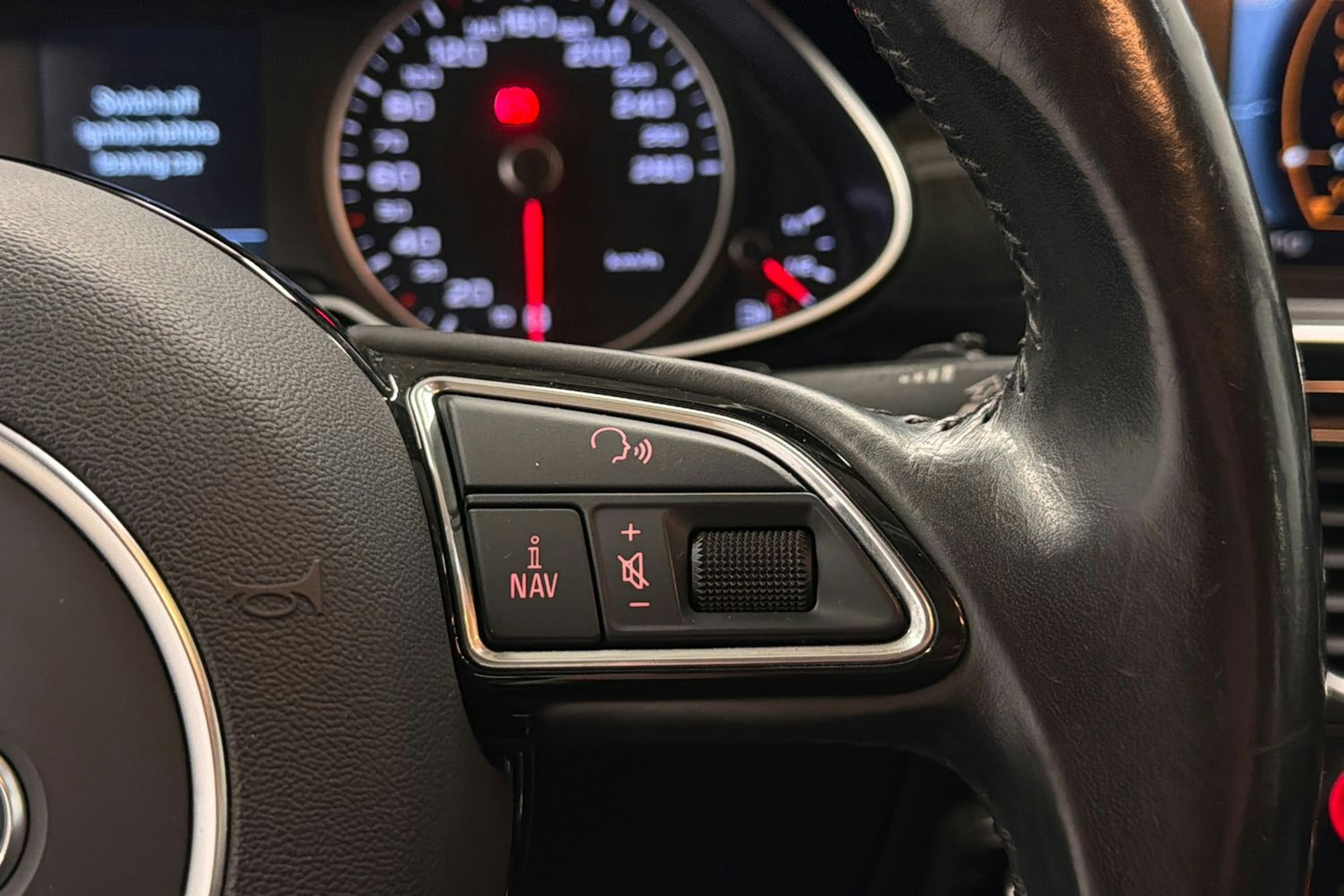 harmaa Audi A4 allroad quattro 2015 kuva 11.