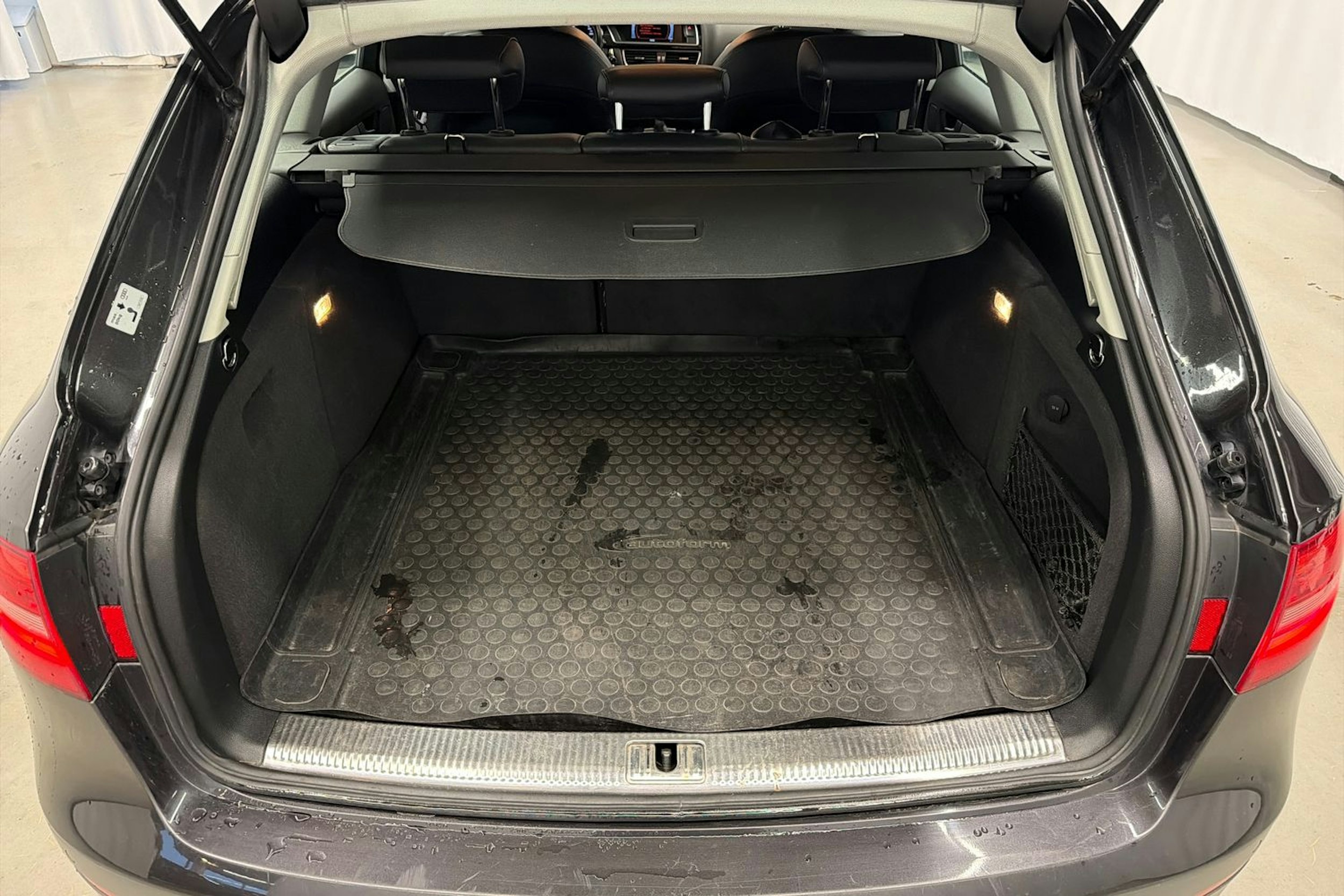 harmaa Audi A4 allroad quattro 2015 kuva 18.