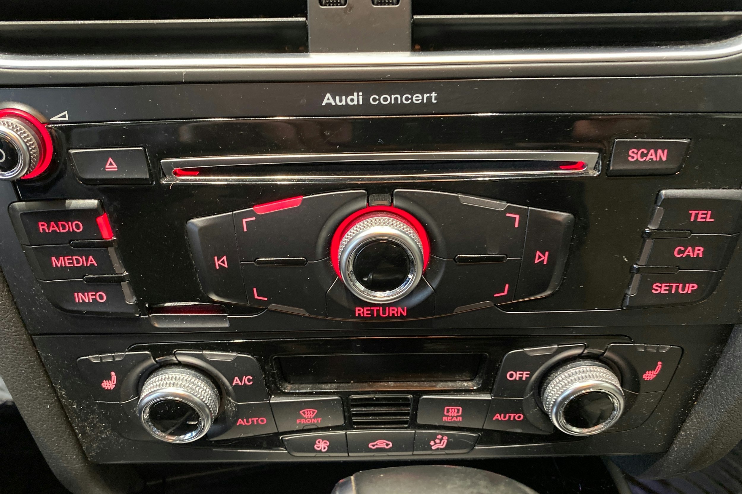 hopea Audi A4 allroad quattro 2015 kuva 23.