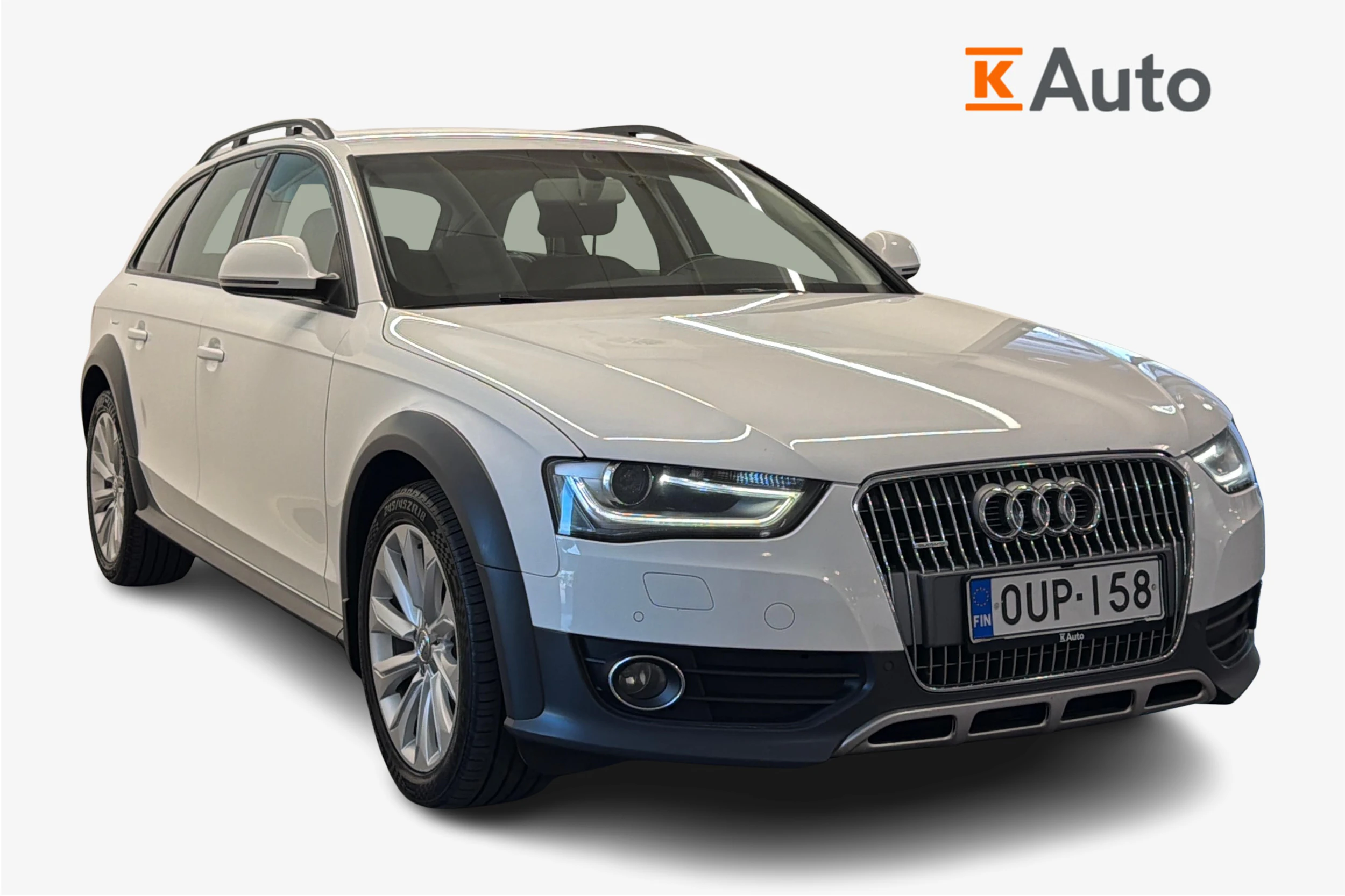valkoinen Audi A4 allroad quattro 2014 kuva 1.