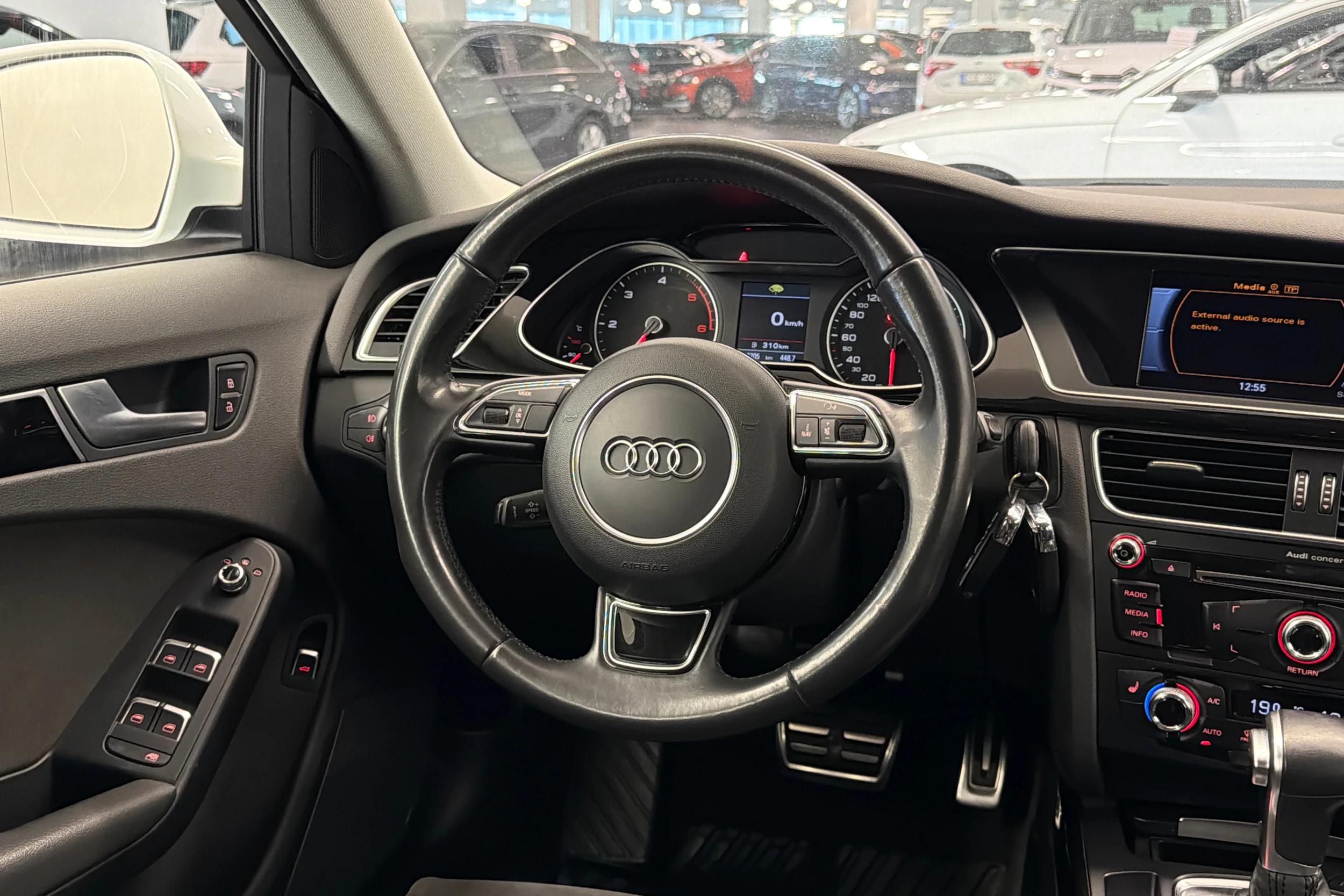 valkoinen Audi A4 allroad quattro 2014 kuva 14.