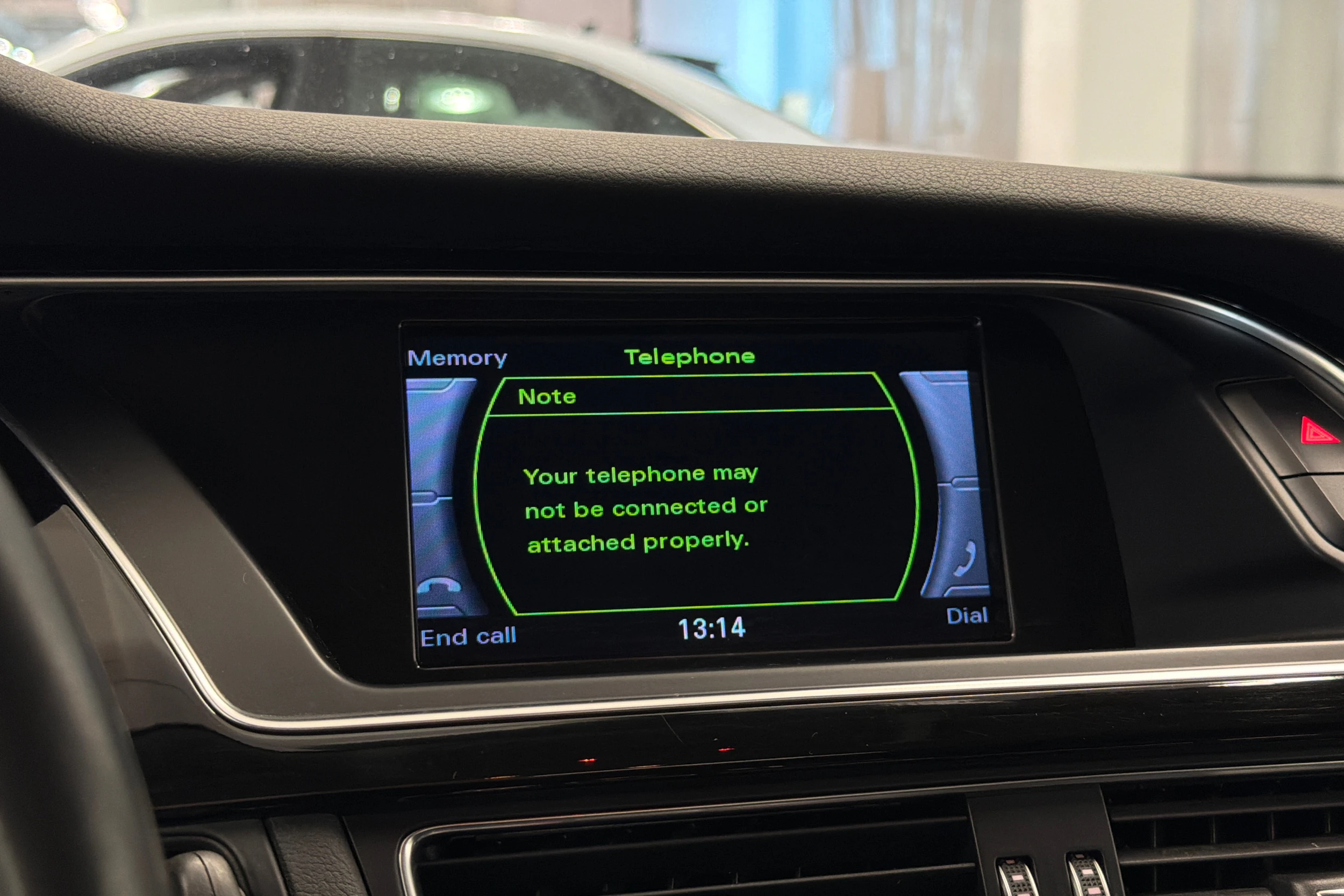 valkoinen Audi A4 allroad quattro 2014 kuva 24.