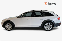Valkoinen Audi A4 allroad quattro 2015 kuva 7.