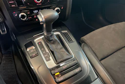 Valkoinen Audi A4 allroad quattro 2015 kuva 19.