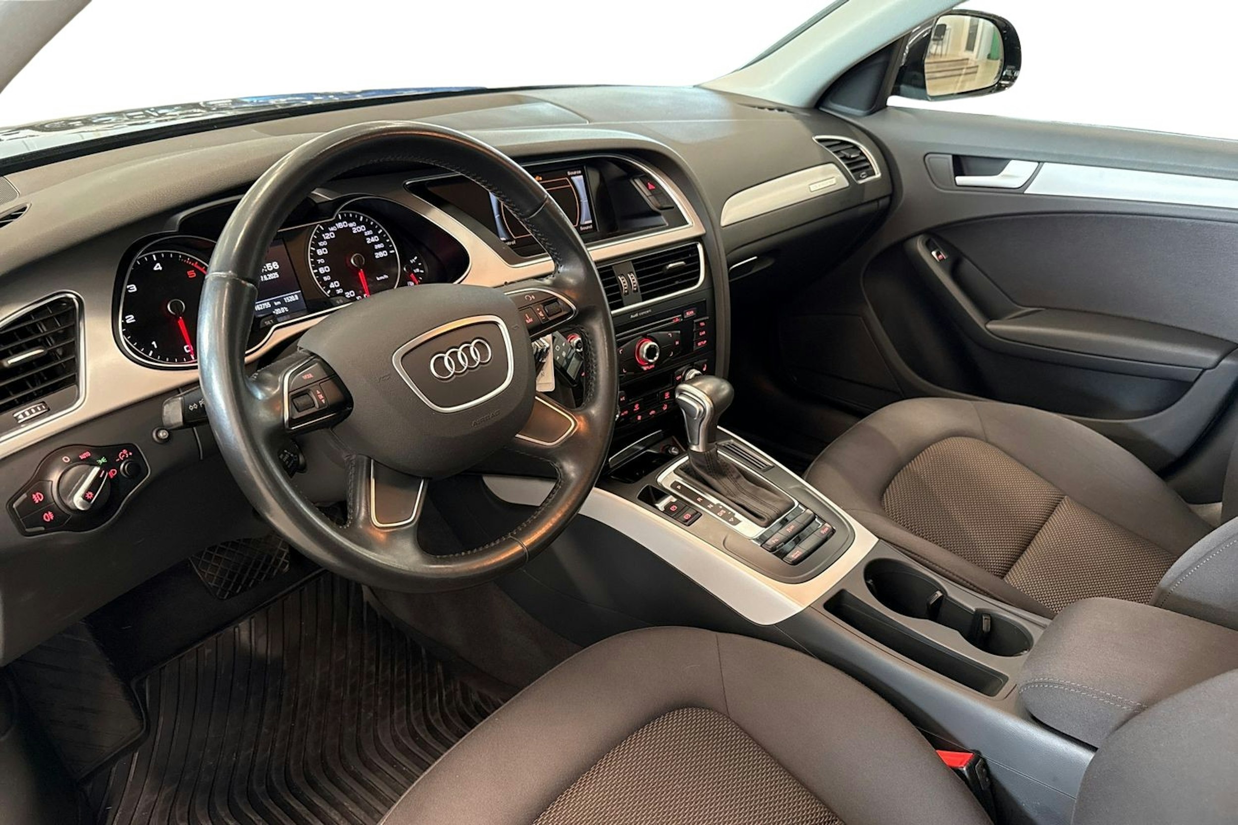 musta Audi A4 allroad quattro 2015 kuva 7.