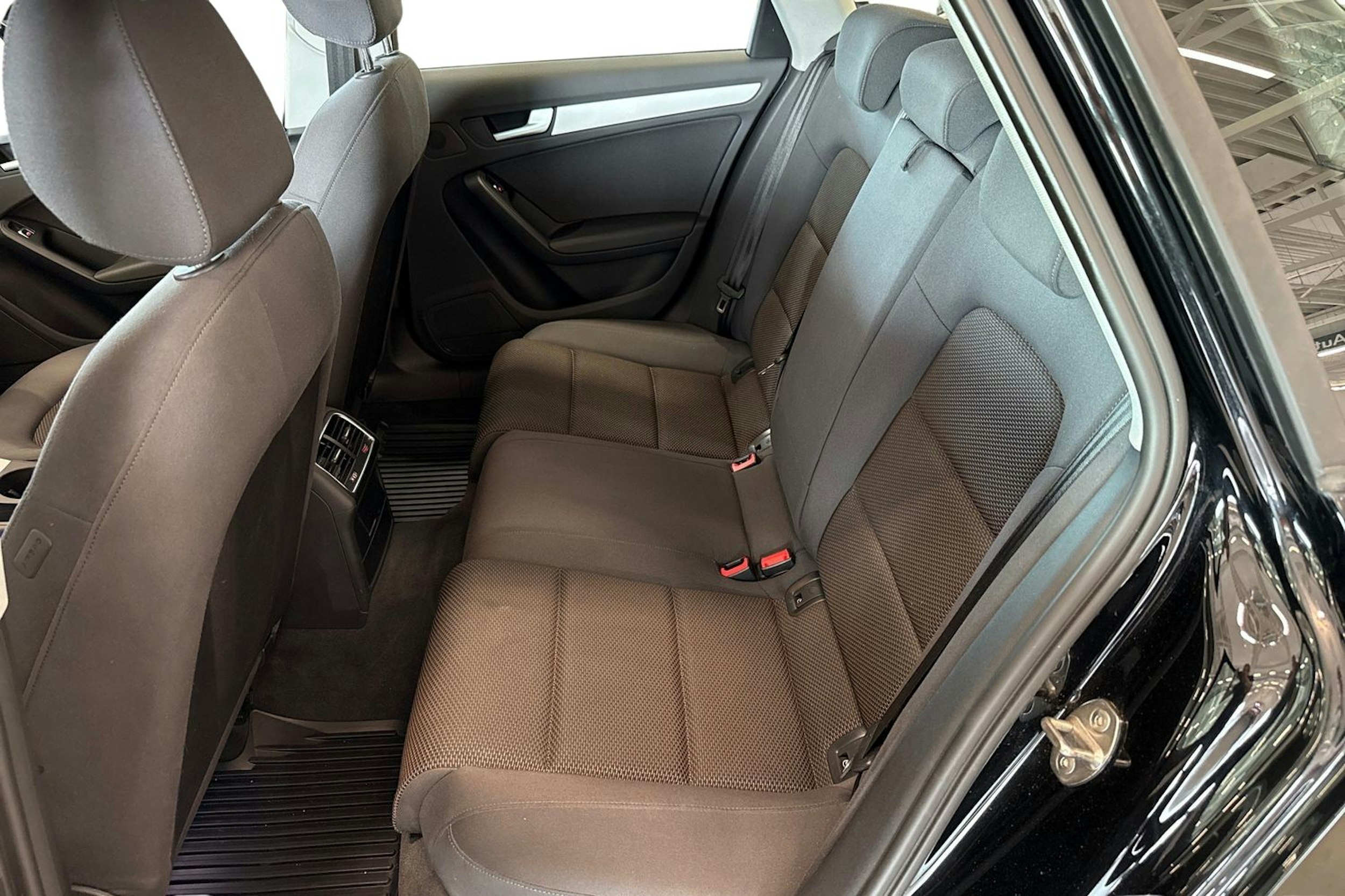 musta Audi A4 allroad quattro 2015 kuva 10.