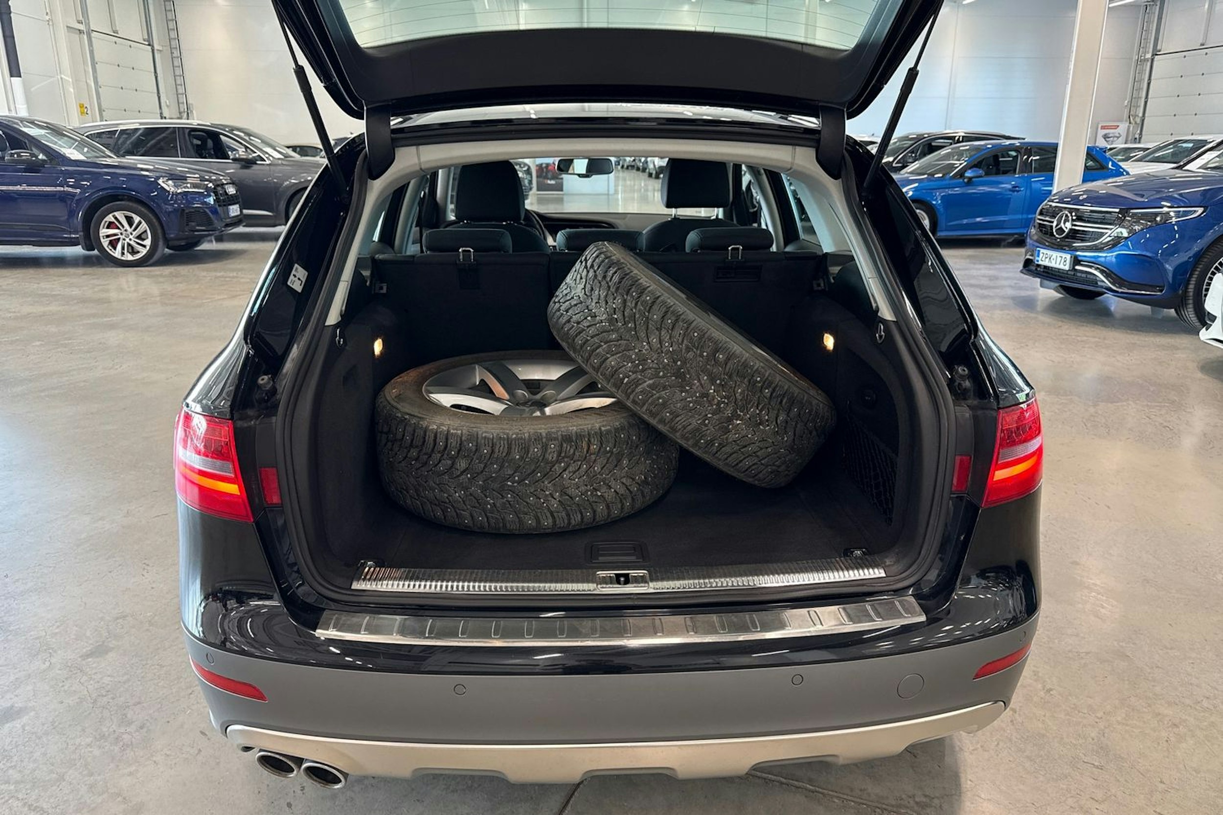 musta Audi A4 allroad quattro 2015 kuva 14.