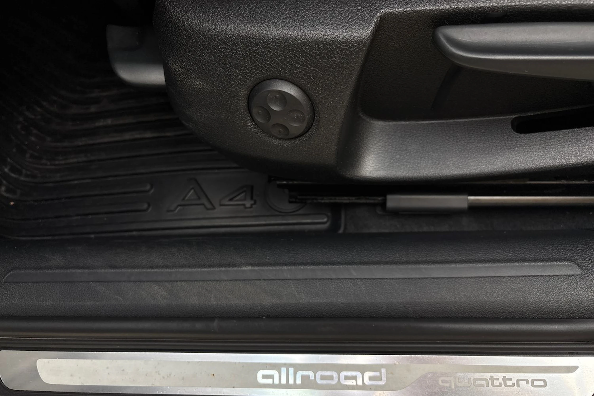 Audi A4 allroad quattro 2016 kuva 15.