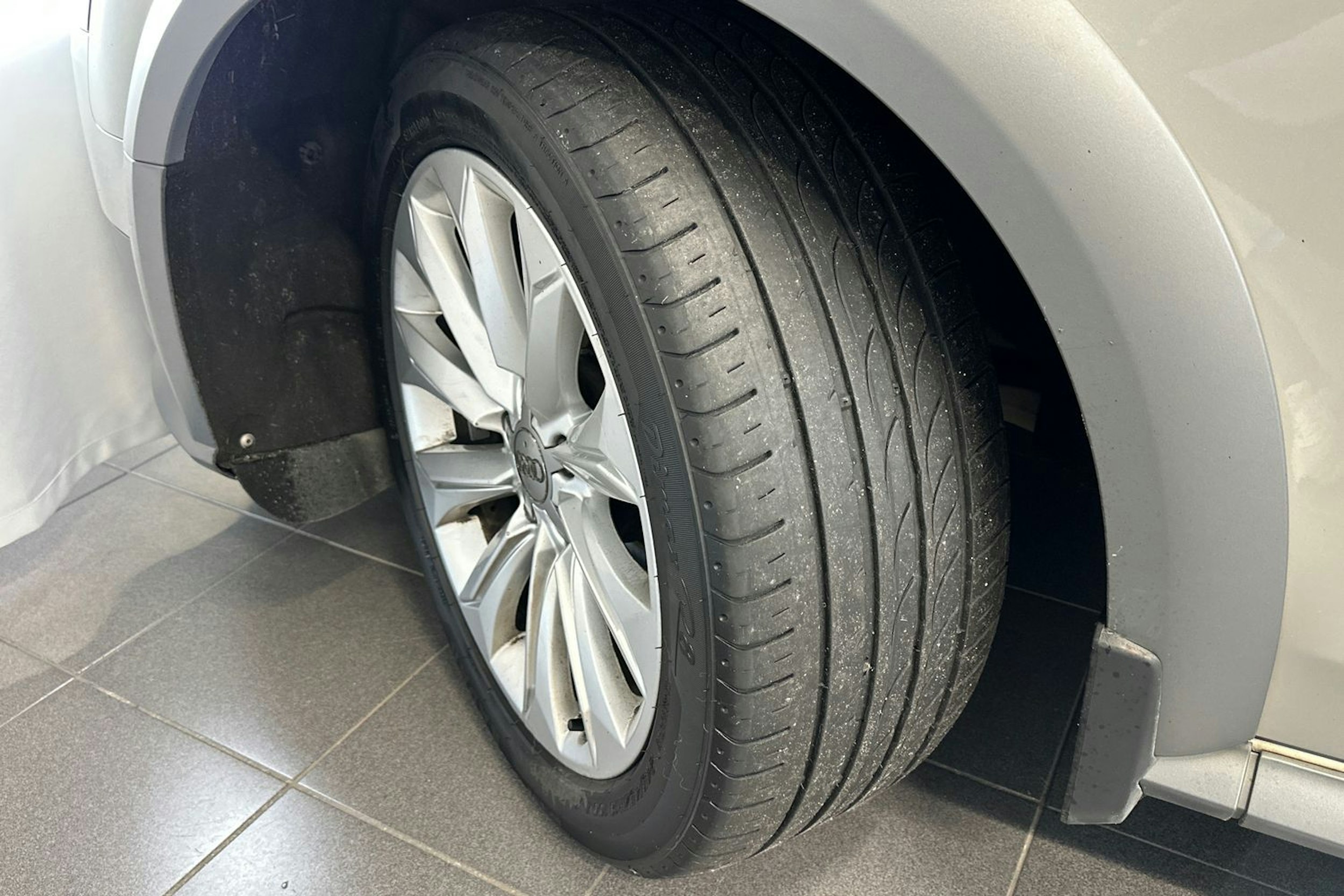 hopea Audi A4 allroad quattro 2016 kuva 13.