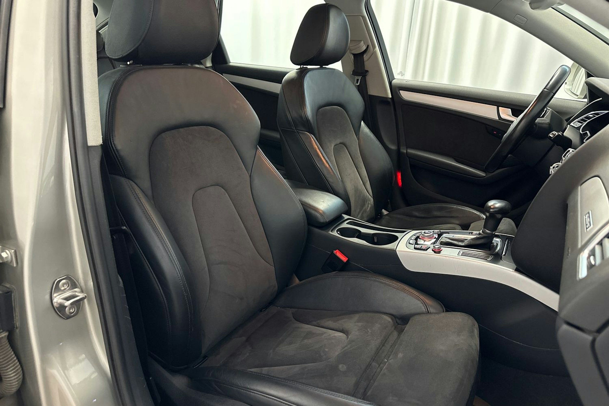 hopea Audi A4 allroad quattro 2016 kuva 16.