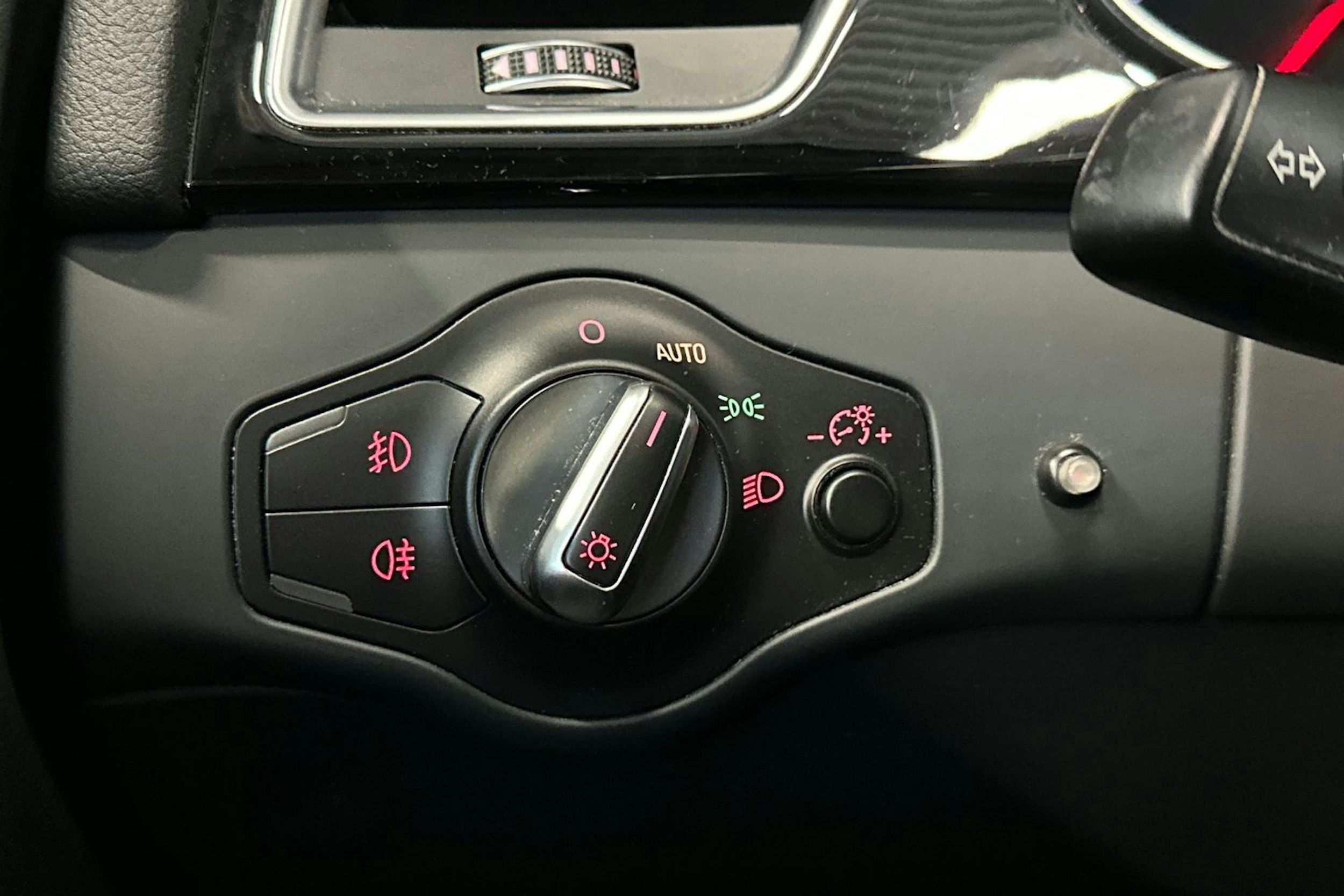 hopea Audi A4 allroad quattro 2016 kuva 30.