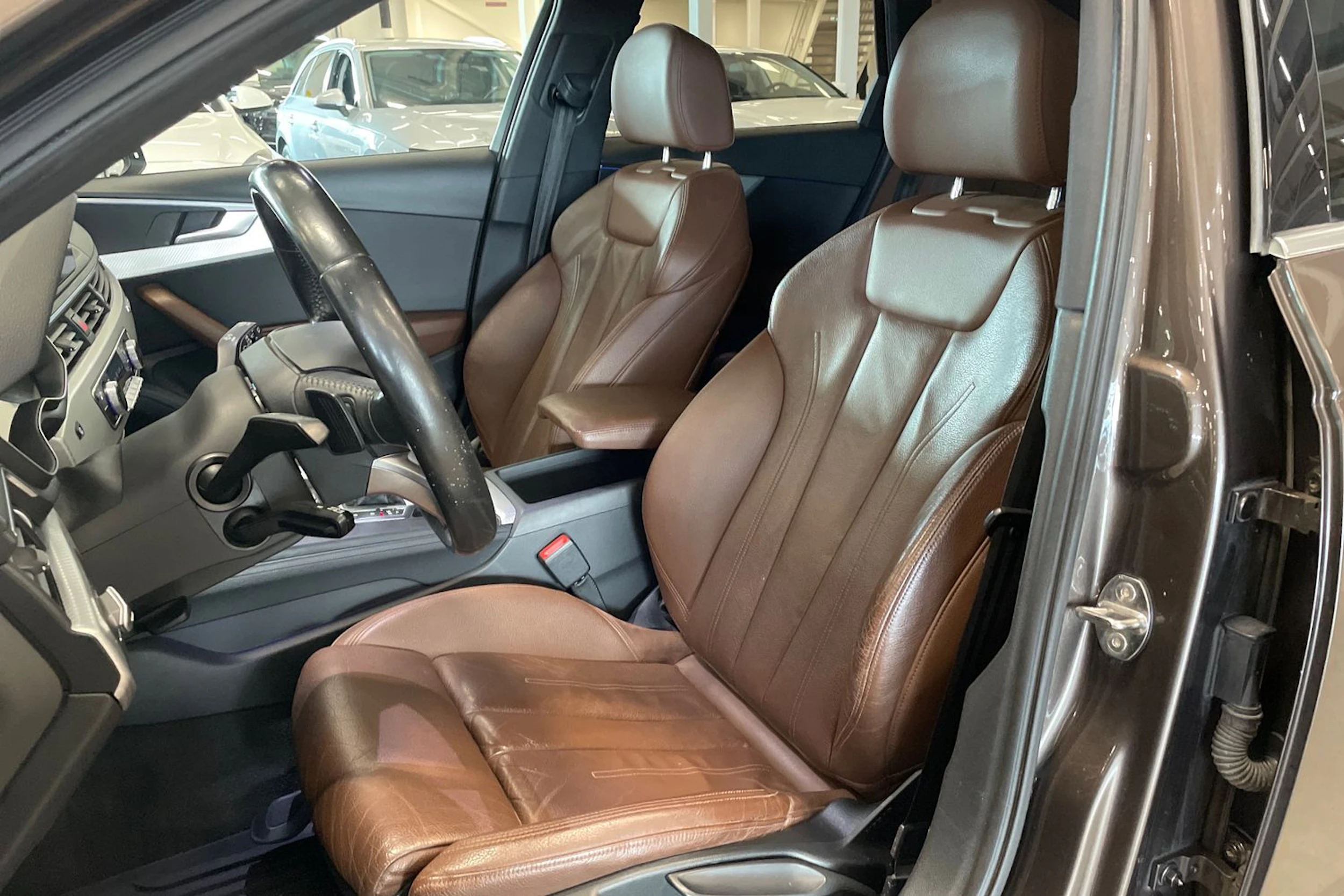 ruskea (beige) Audi A4 allroad quattro 2016 kuva 11.