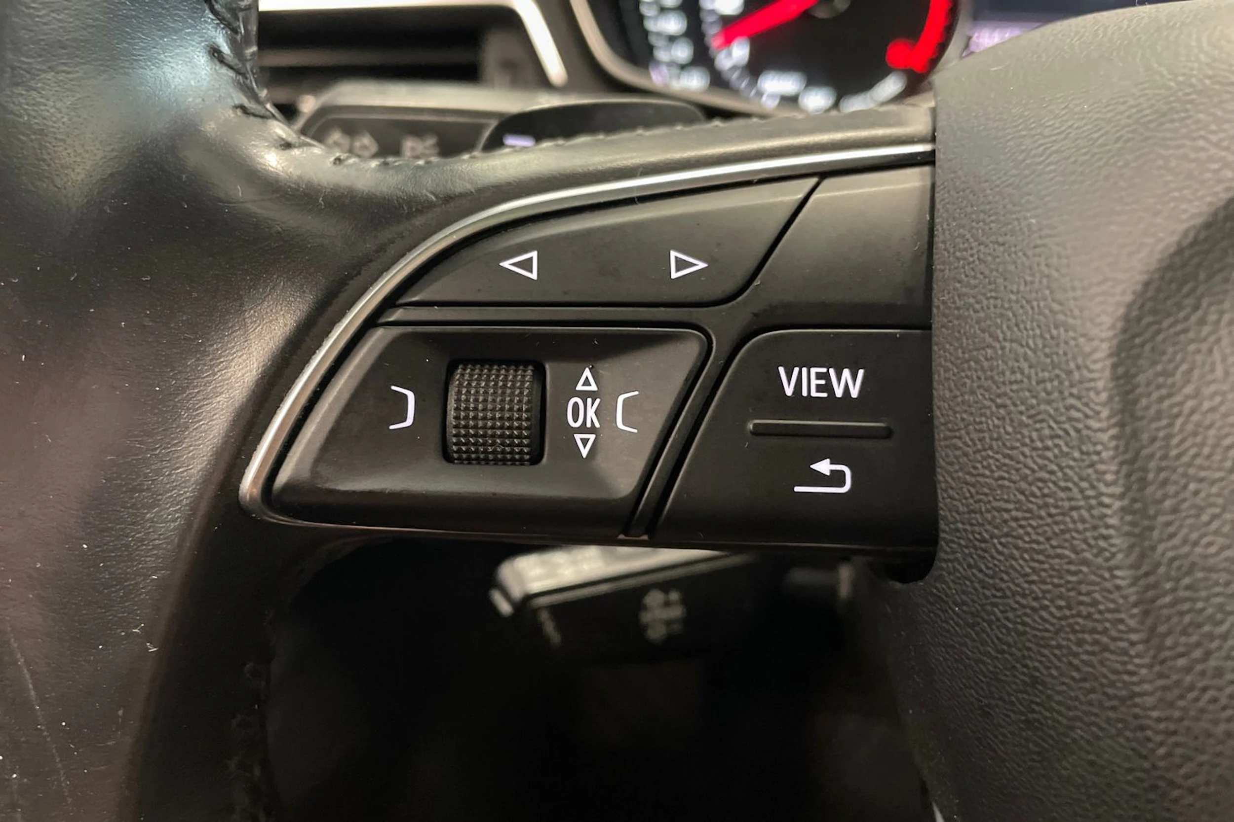 ruskea (beige) Audi A4 allroad quattro 2016 kuva 16.