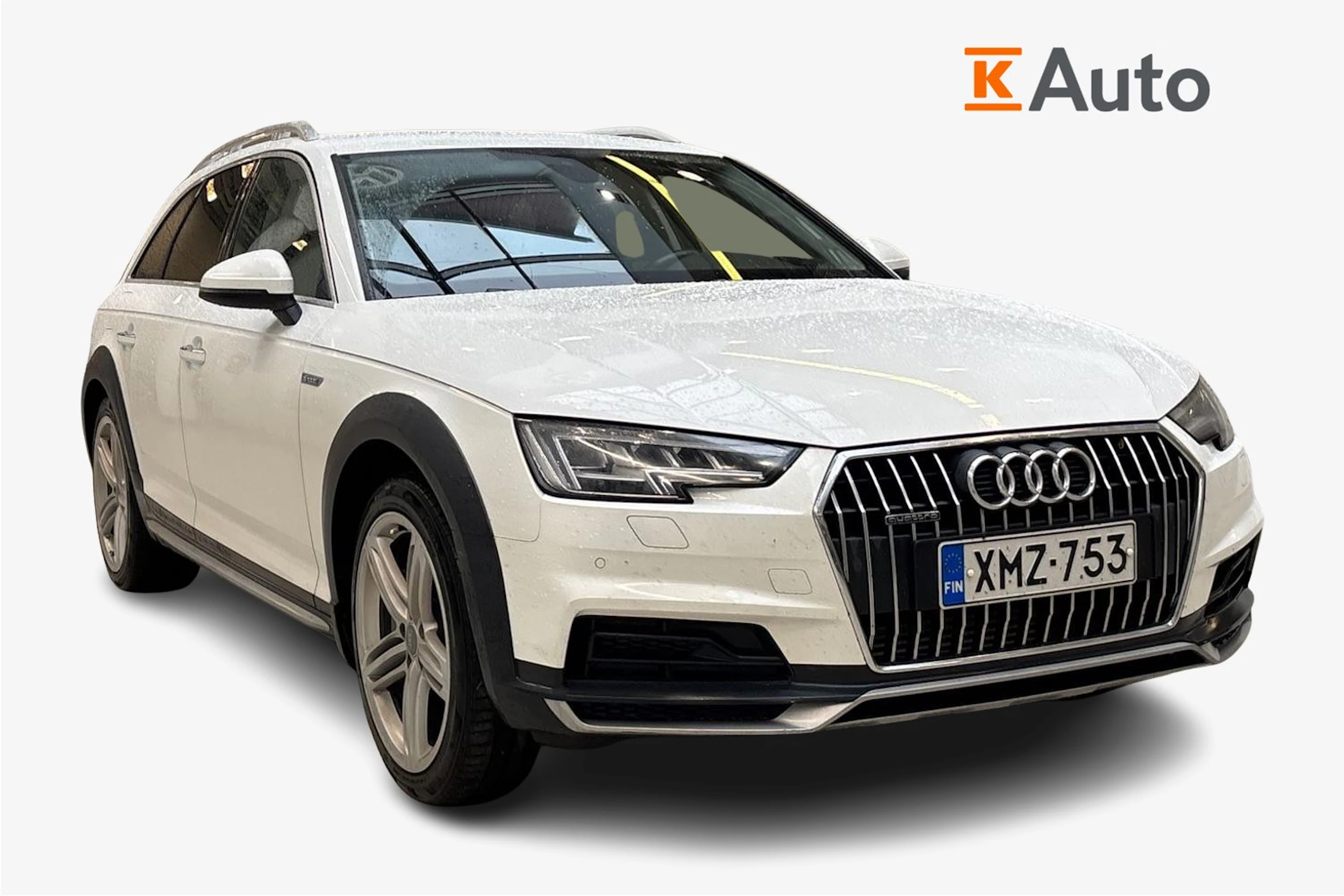 Valkoinen Audi A4 allroad quattro 2016 kuva 1.