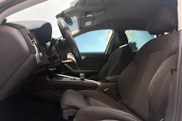 Valkoinen Audi A4 allroad quattro 2017 kuva 11.