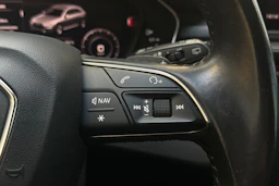 Valkoinen Audi A4 allroad quattro 2017 kuva 14.