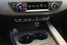 Valkoinen Audi A4 allroad quattro 2017 kuva 22.