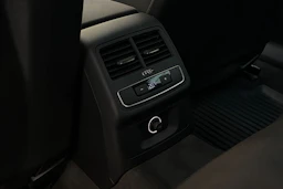 Valkoinen Audi A4 allroad quattro 2017 kuva 24.
