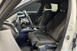 valkoinen Audi A4 allroad quattro 2016 kuva 11.