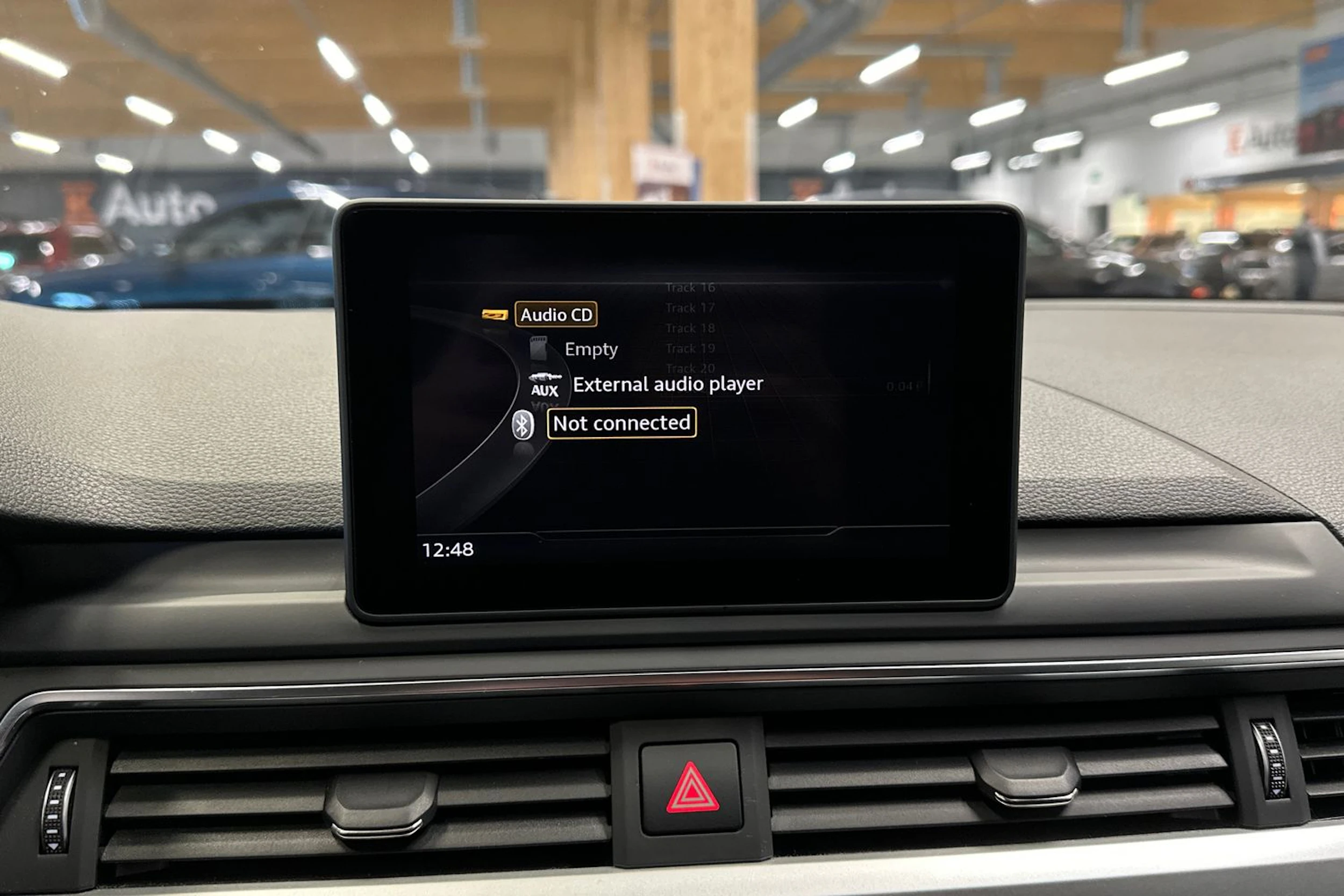 valkoinen Audi A4 allroad quattro 2016 kuva 12.