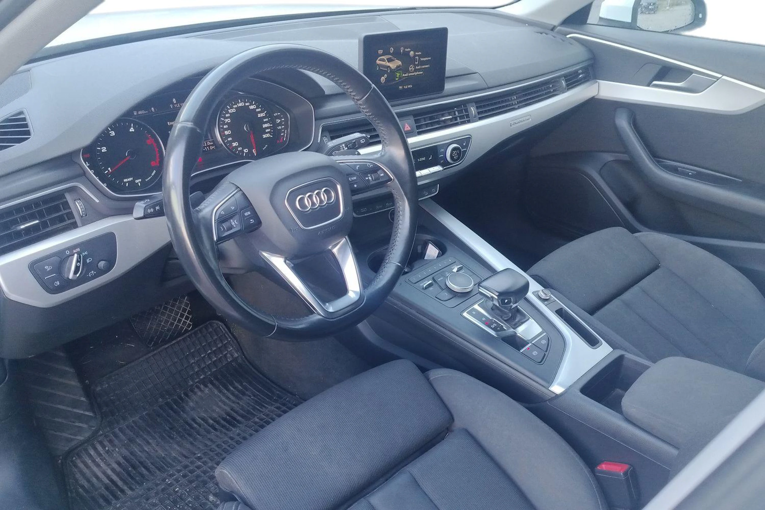valkoinen Audi A4 allroad quattro 2017 kuva 3.