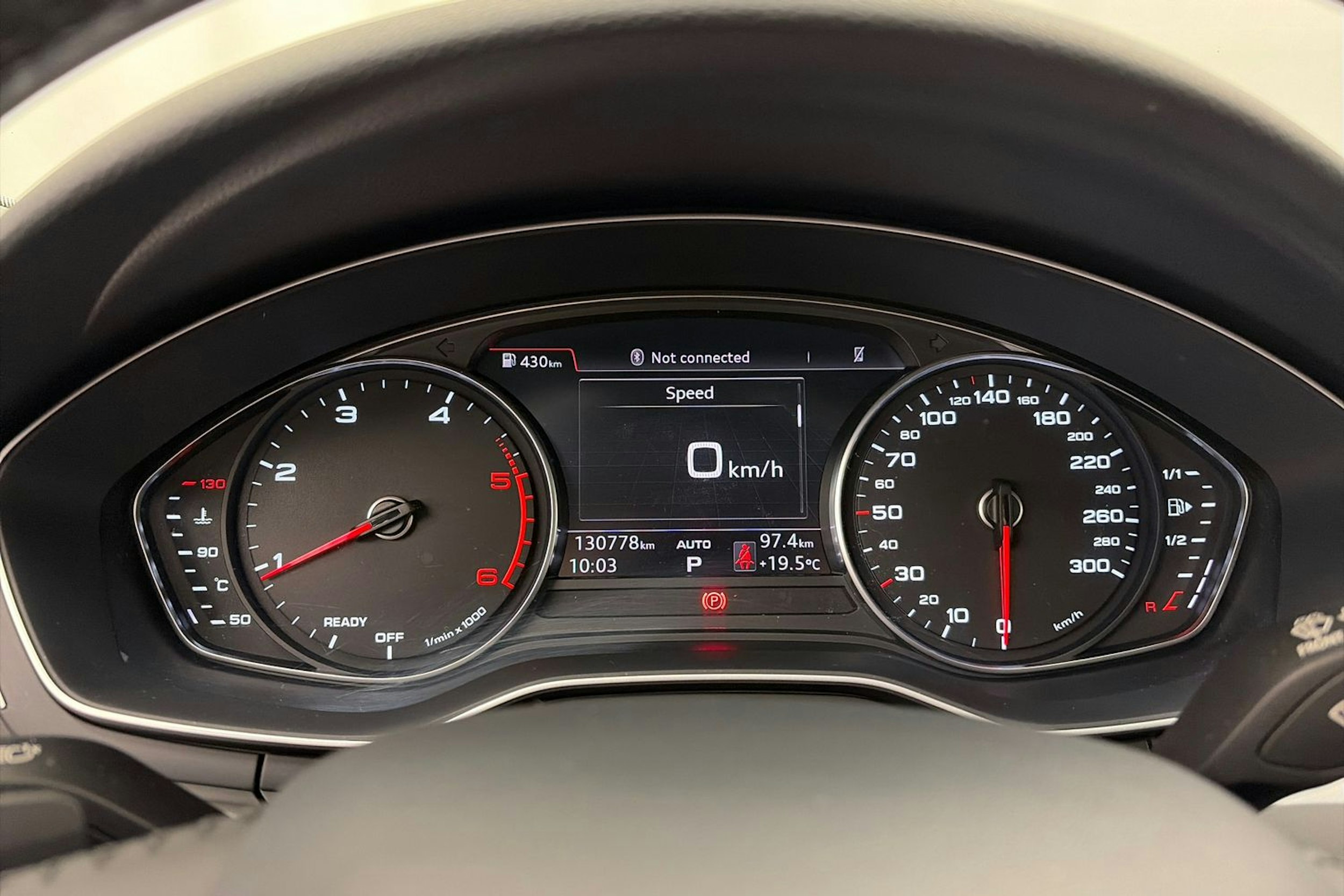 Hopea Audi A4 allroad quattro 2017 kuva 18.