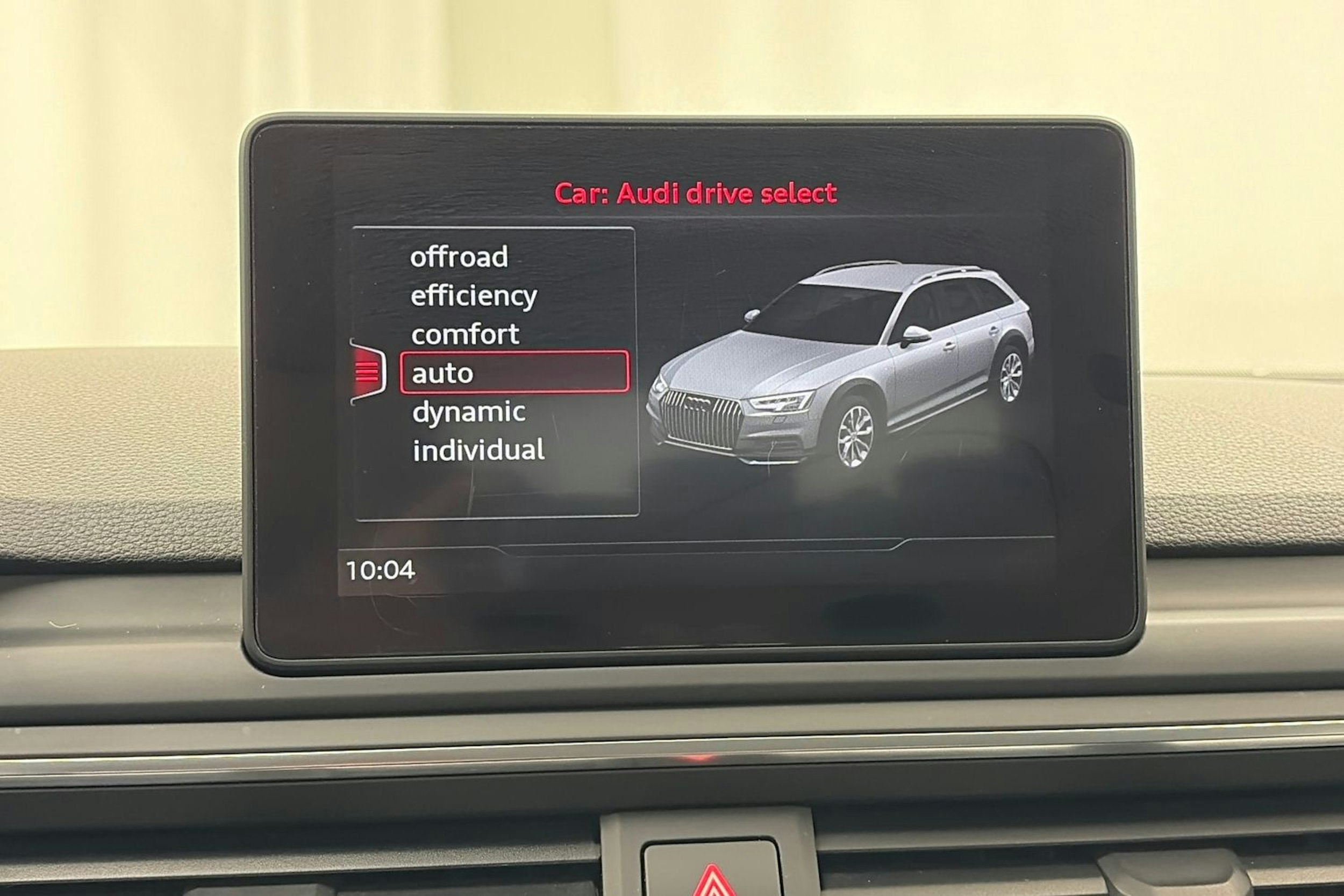 Hopea Audi A4 allroad quattro 2017 kuva 24.