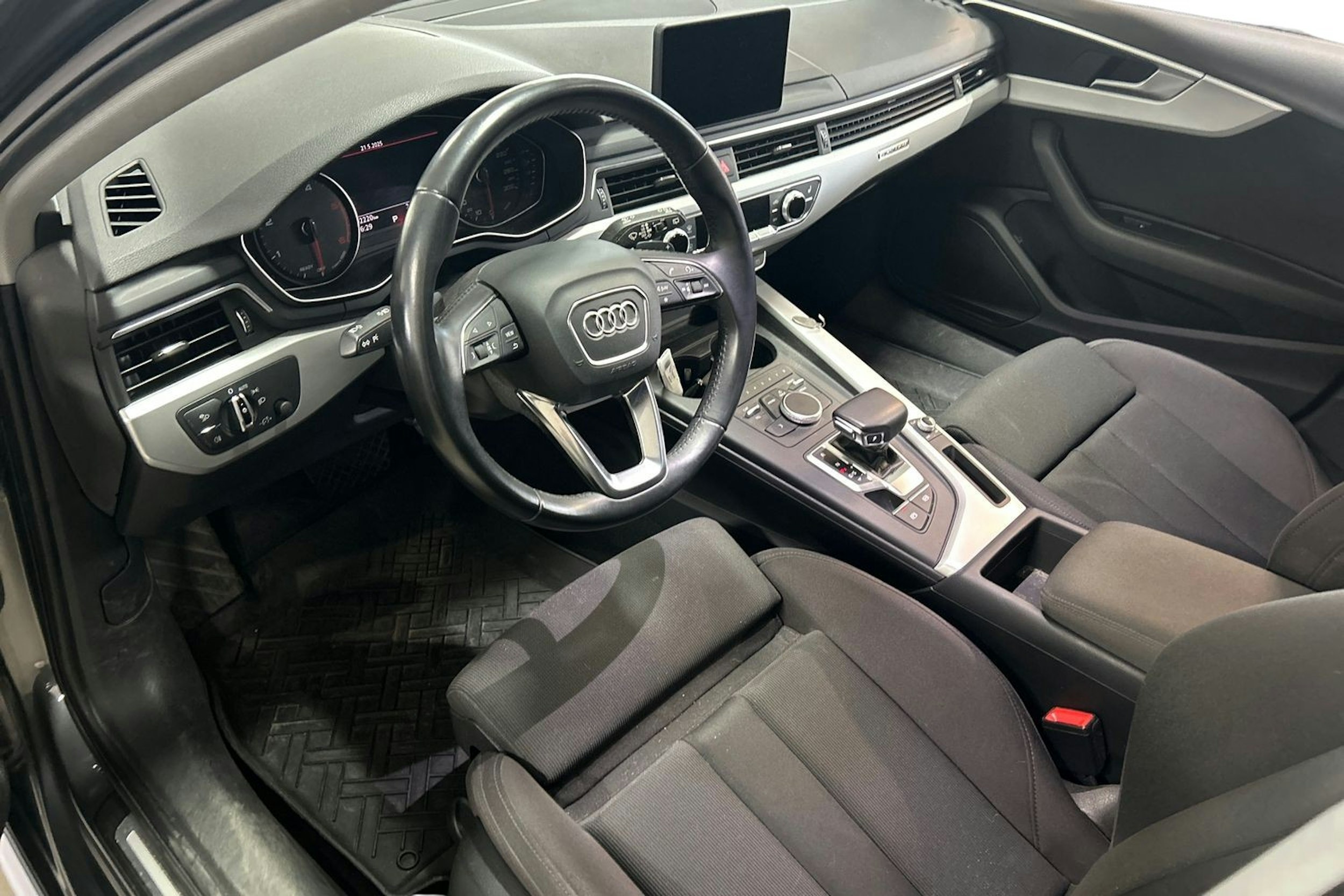 met. harmaa Audi A4 allroad quattro 2017 kuva 3.