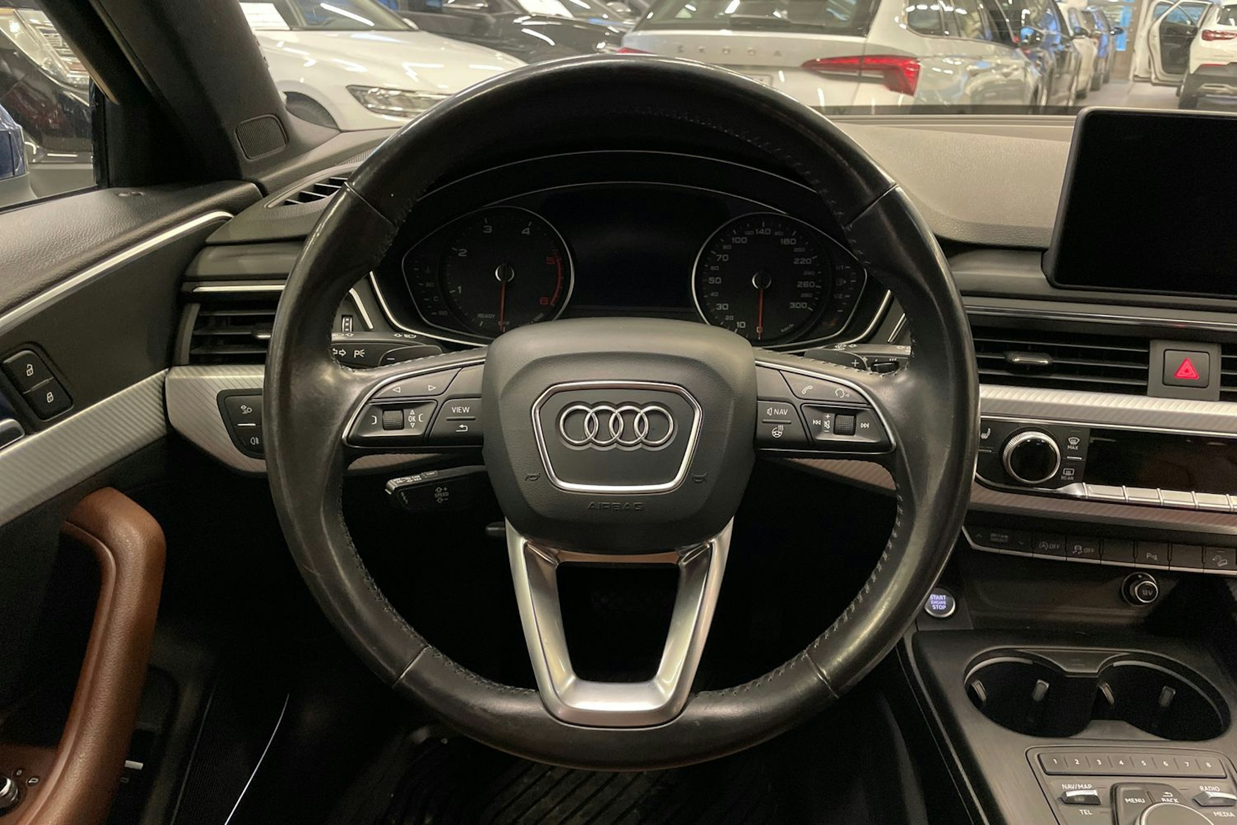 sininen Audi A4 allroad quattro 2017 kuva 14.